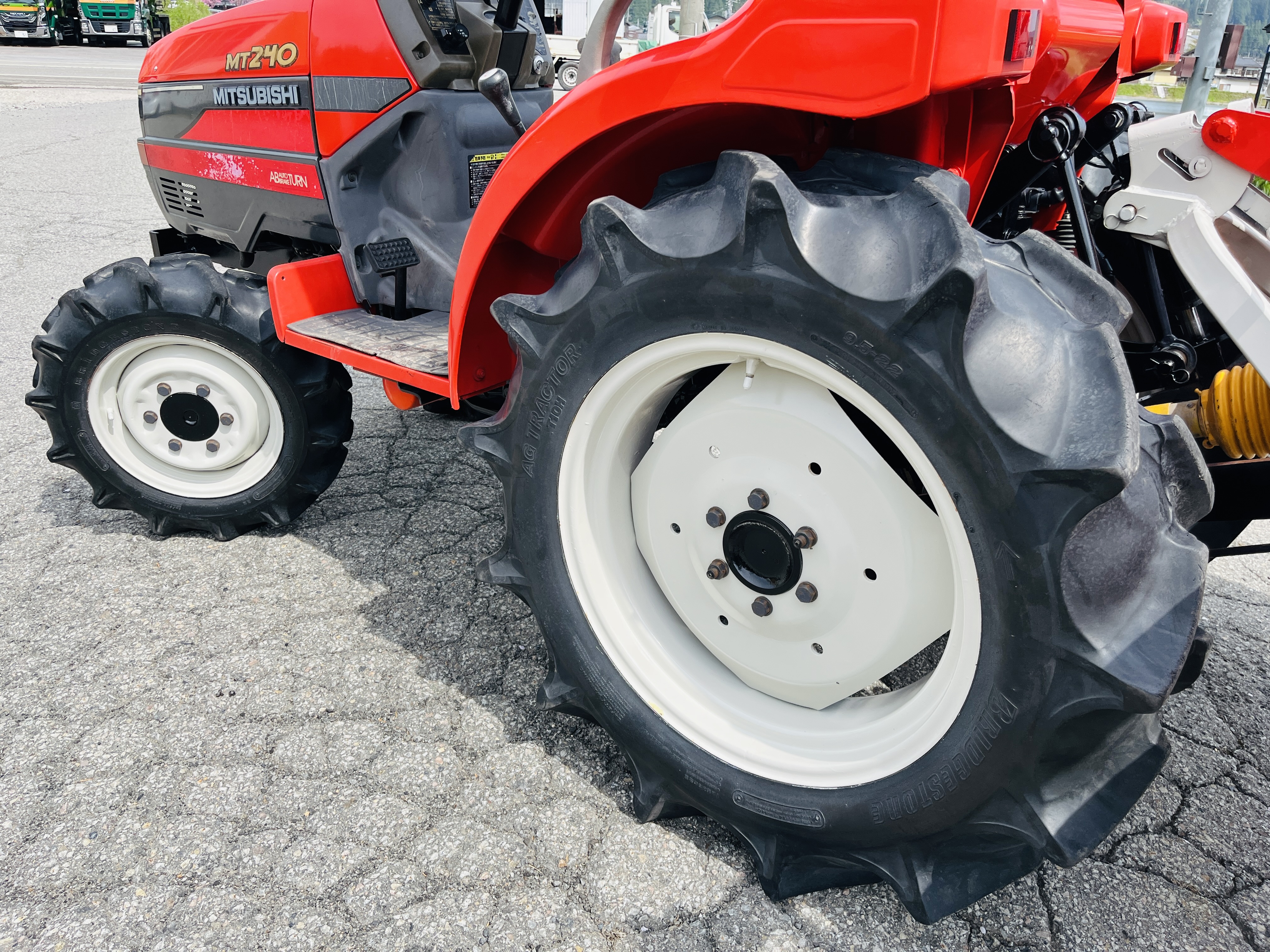 三菱マヒンドラ農機 中古トラクター MT240の商品画像7