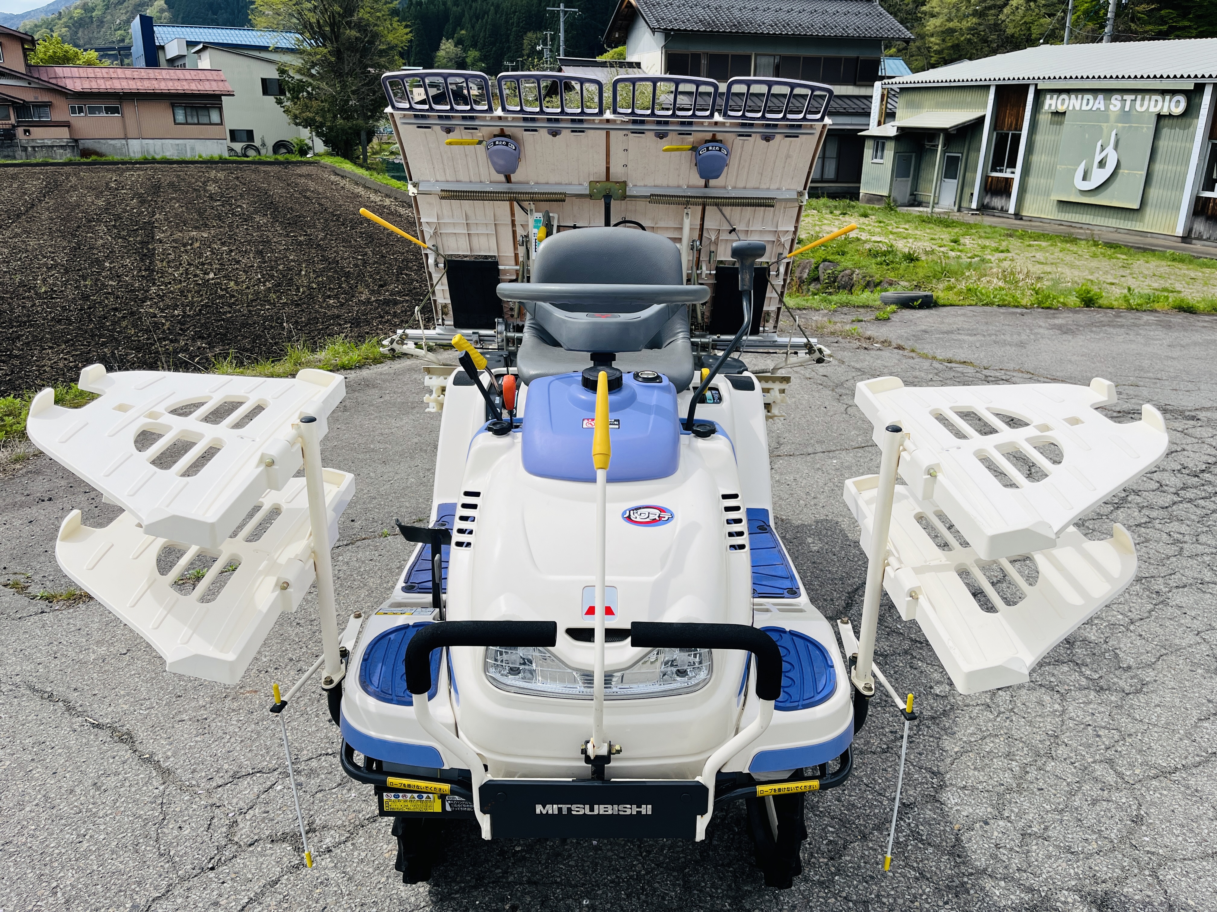 三菱マヒンドラ農機 中古田植機 LV4の商品画像3