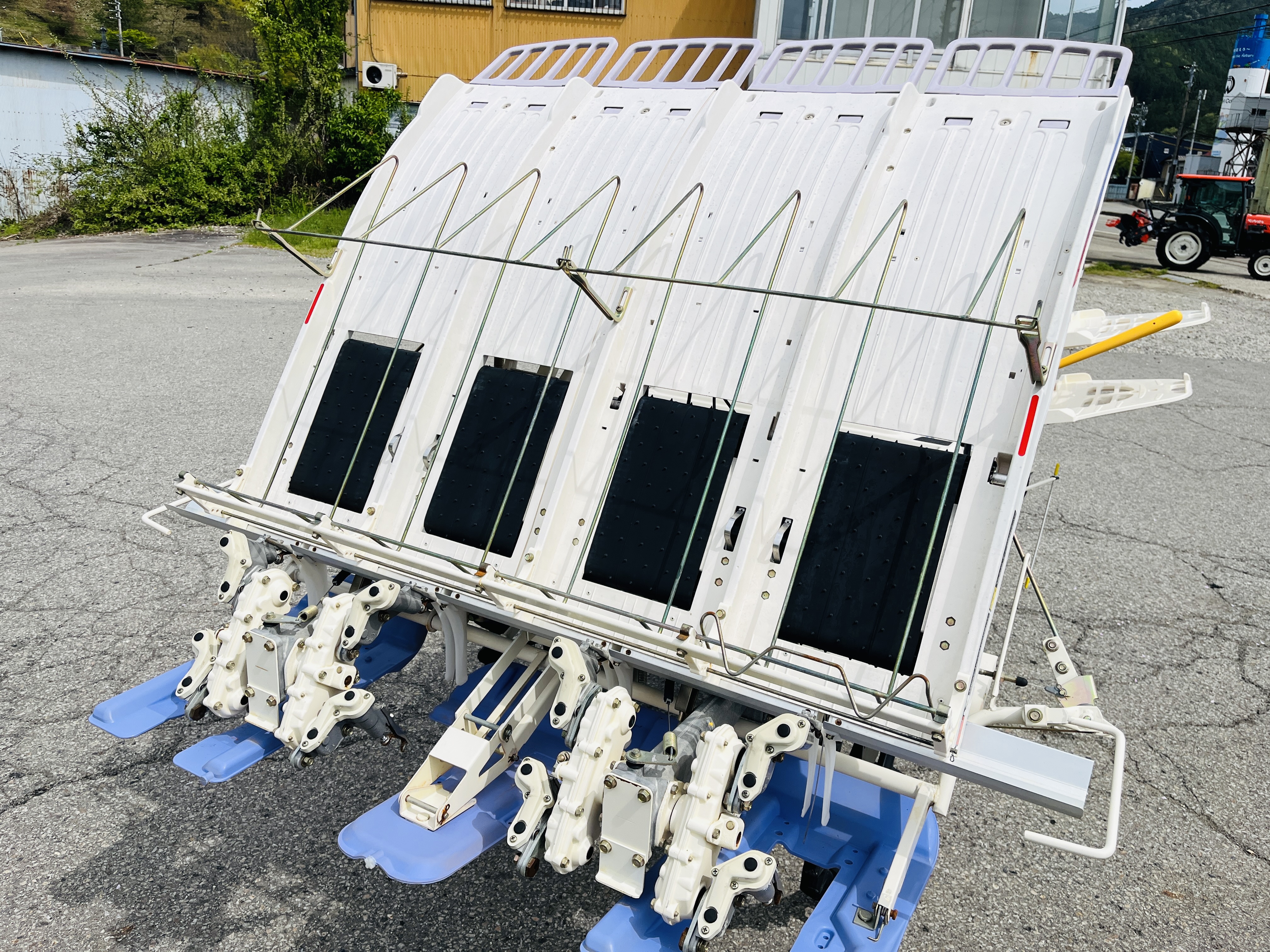 三菱マヒンドラ農機 中古田植機 LV4の商品画像5