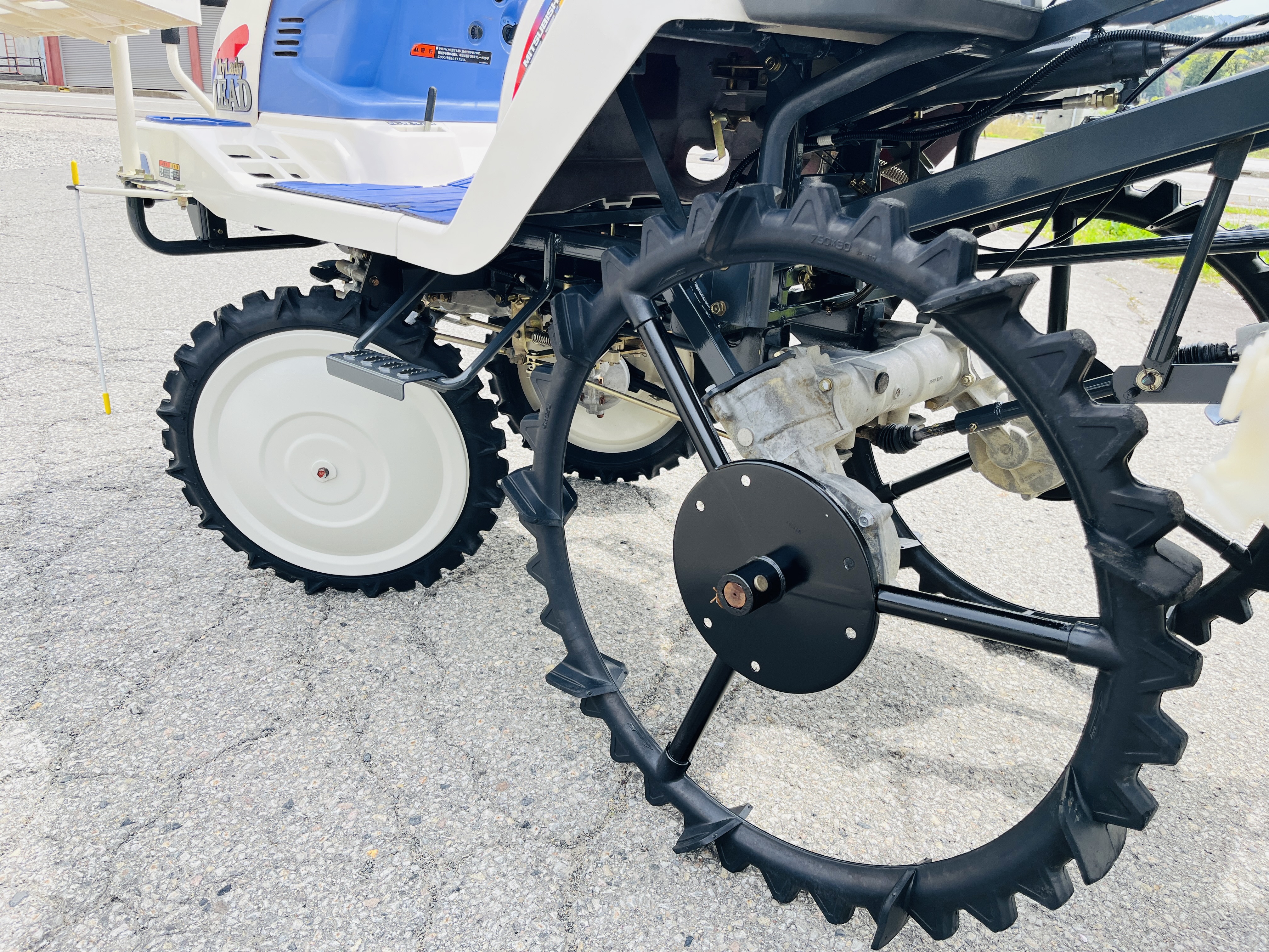 三菱マヒンドラ農機 中古田植機 LV4の商品画像10