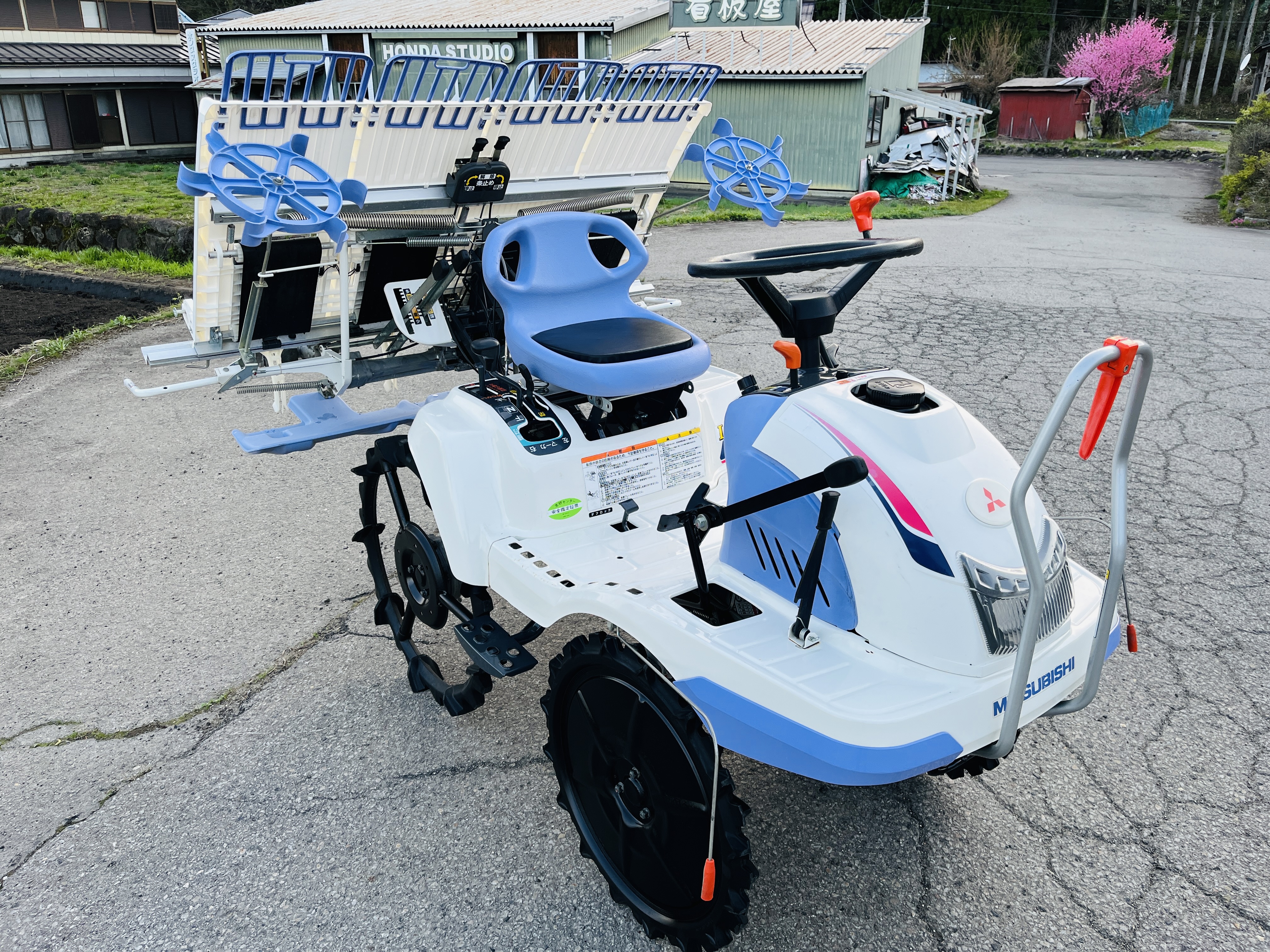 三菱マヒンドラ農機 中古田植機 LC40の商品画像2