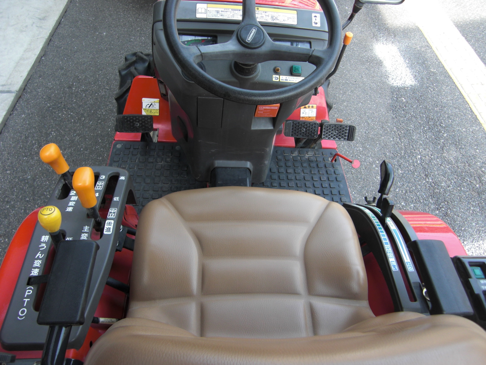 ヤンマー 中古トラクター Ke-14VUS2 　サンバイザー付でお買い得！の商品画像2