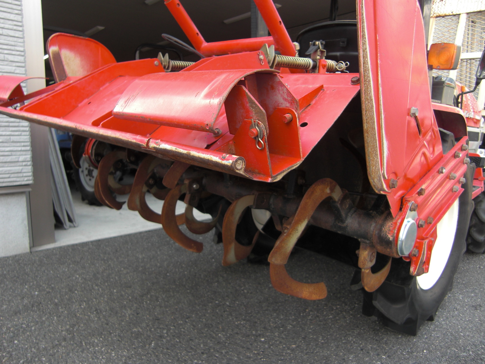 ヤンマー 中古トラクター Ke-14VUS2 　サンバイザー付でお買い得！の商品画像4