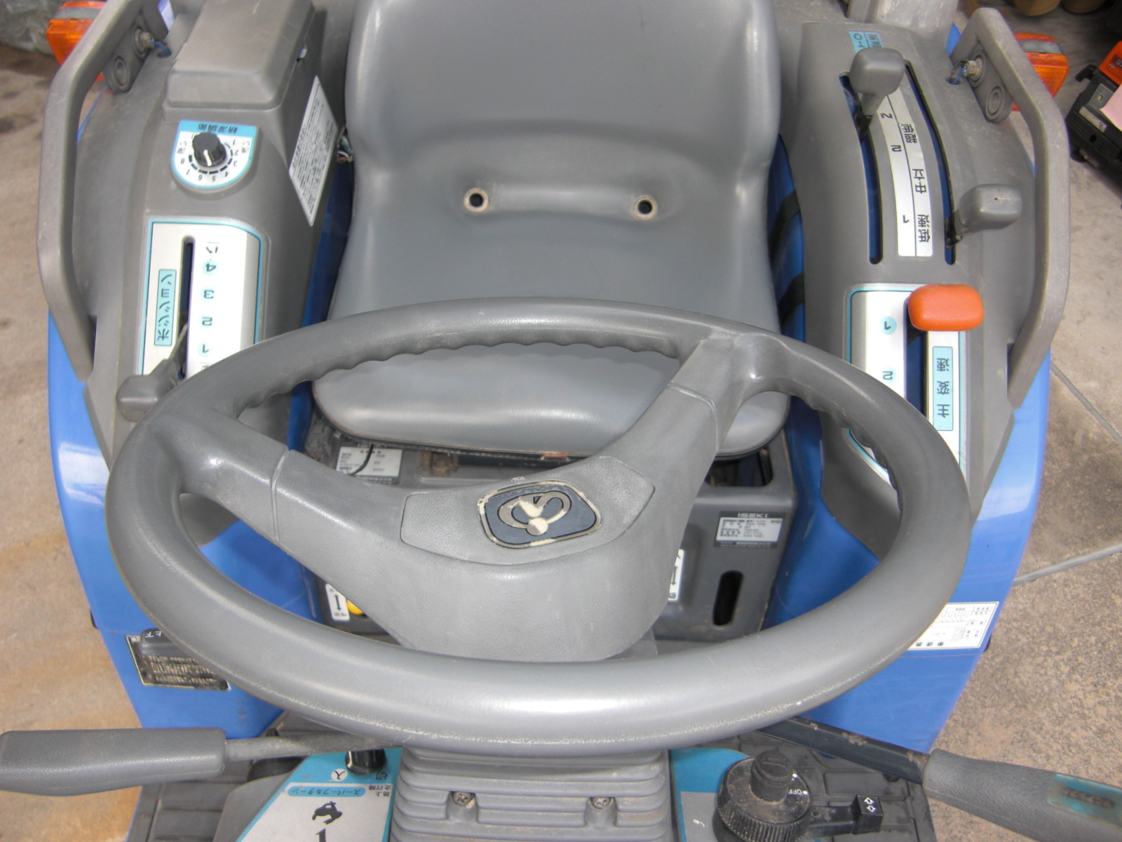 イセキ 中古トラクター TH18-BA13Vの商品画像2