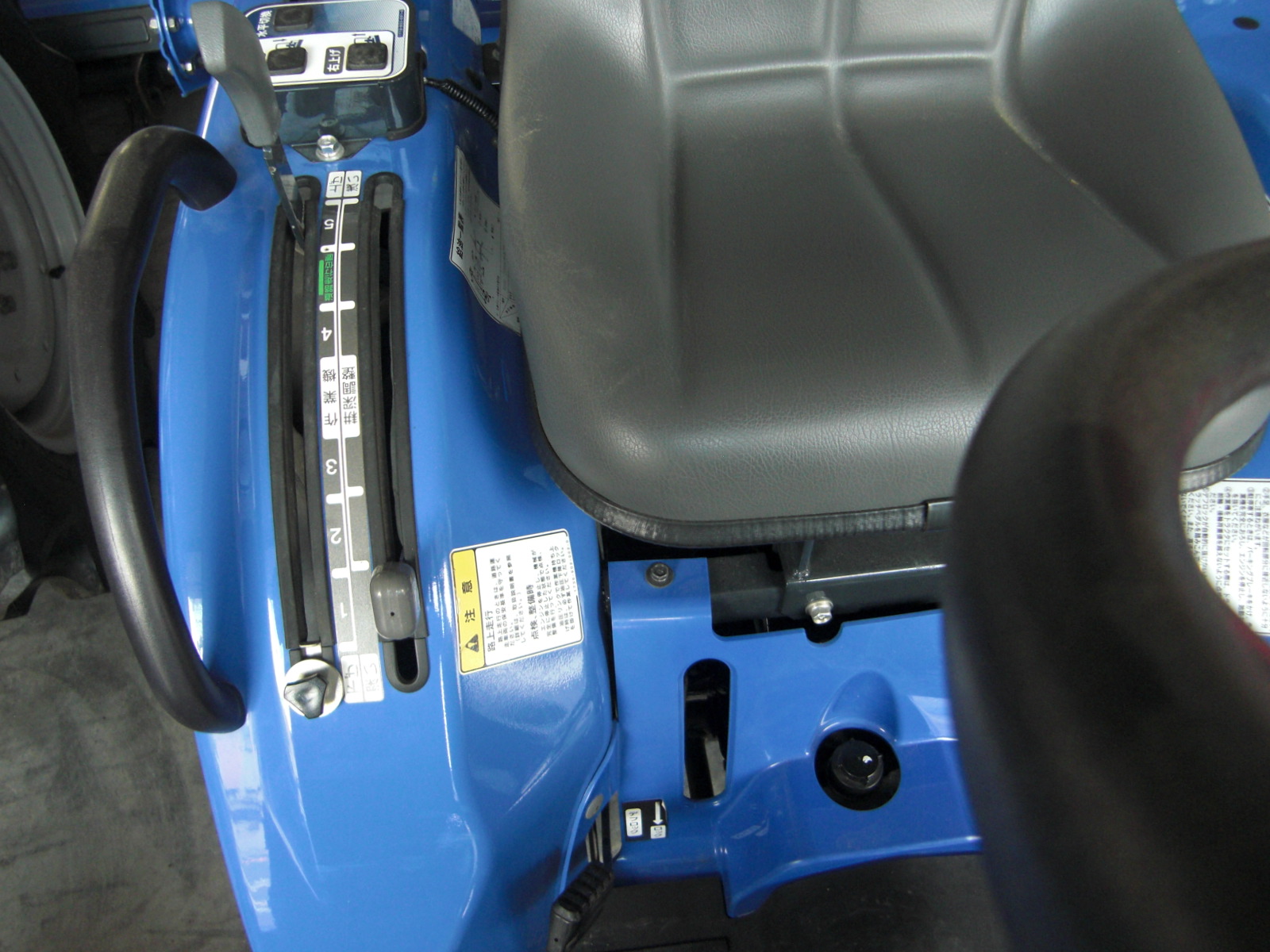 イセキ 中古トラクター Z15-UXA11の商品画像3