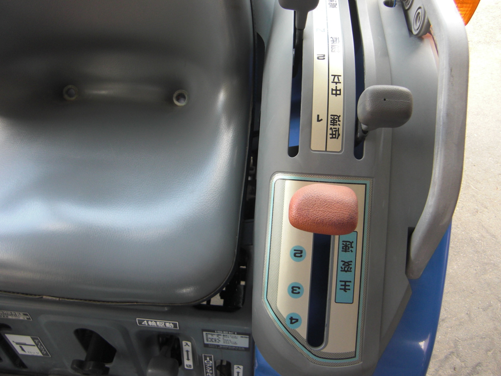 イセキ 中古トラクター TH18-QA3V   ハンドル切るだけIQターンでらくらく作業！の商品画像3