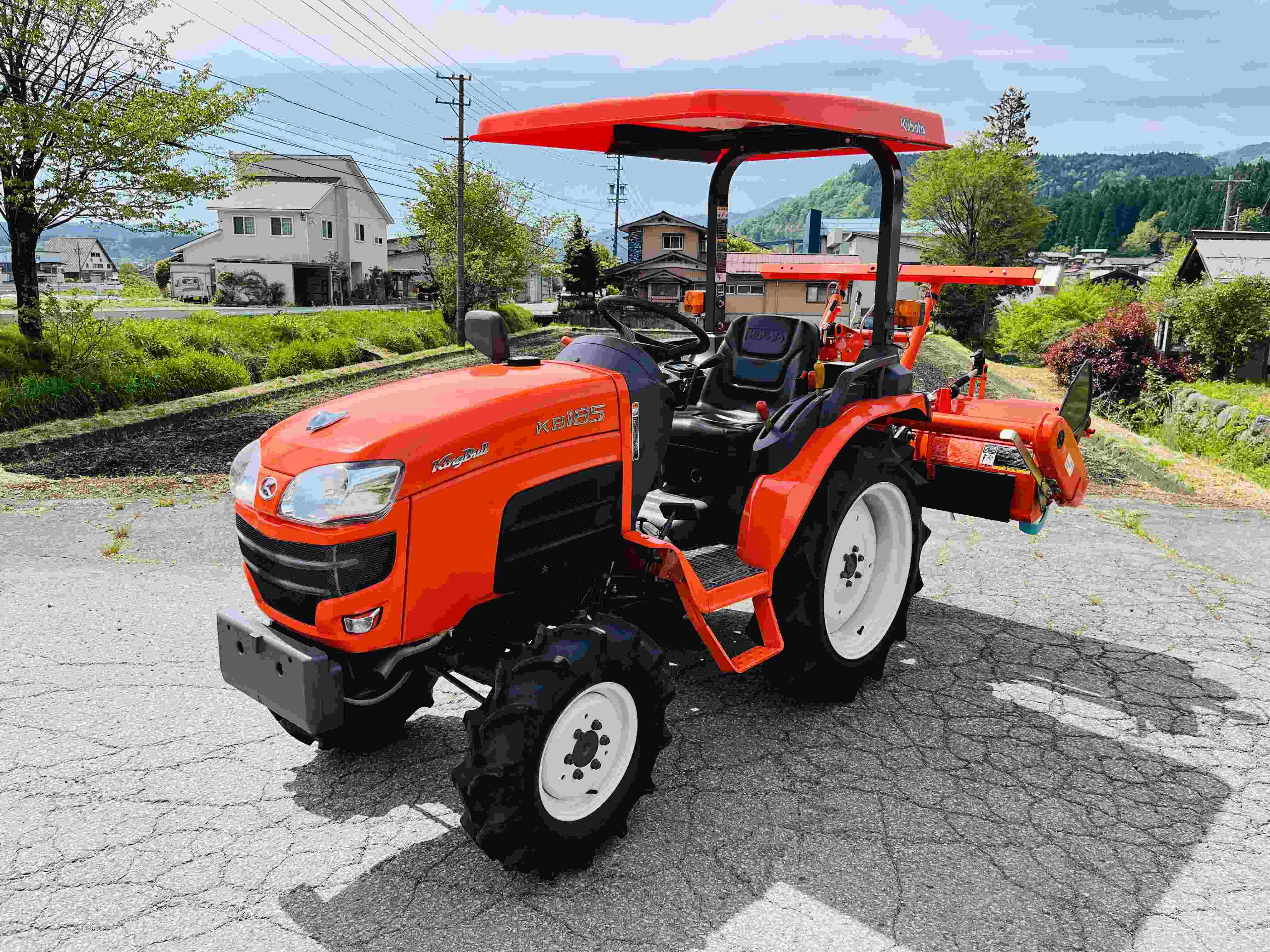 クボタ 中古トラクター KB185の商品画像1
