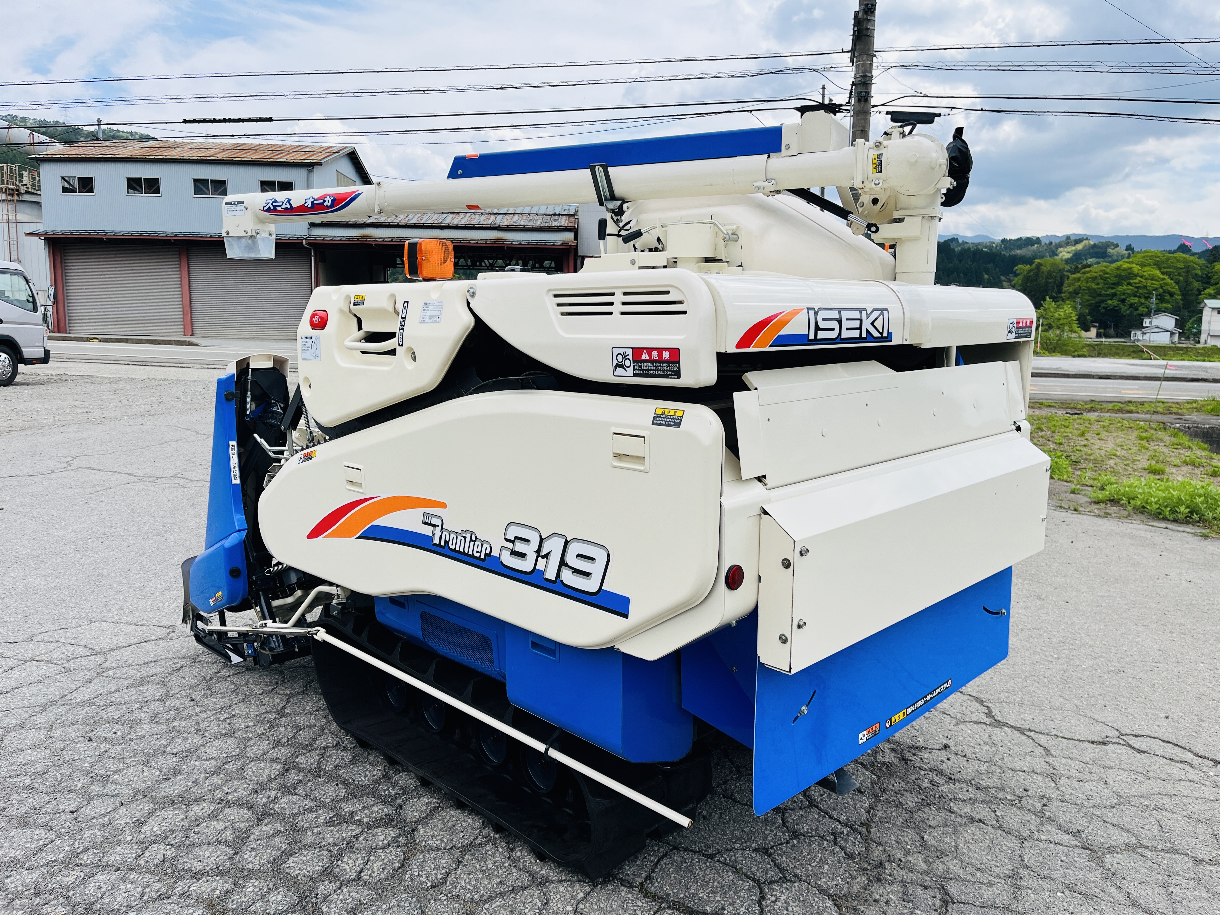 イセキ 中古コンバイン HN319G-ZKHWCの商品画像4