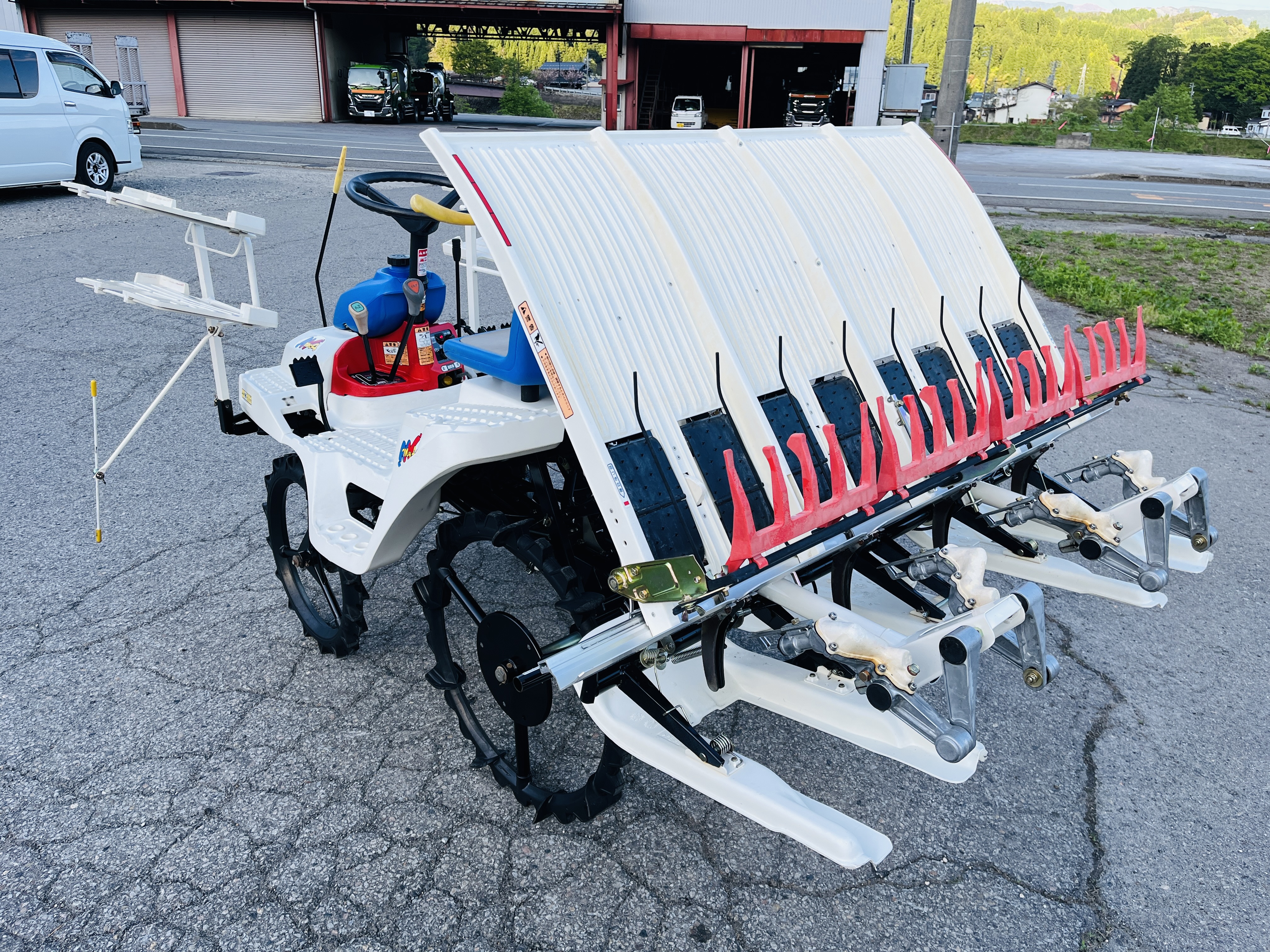 三菱マヒンドラ農機 中古田植機 MPC4の商品画像4