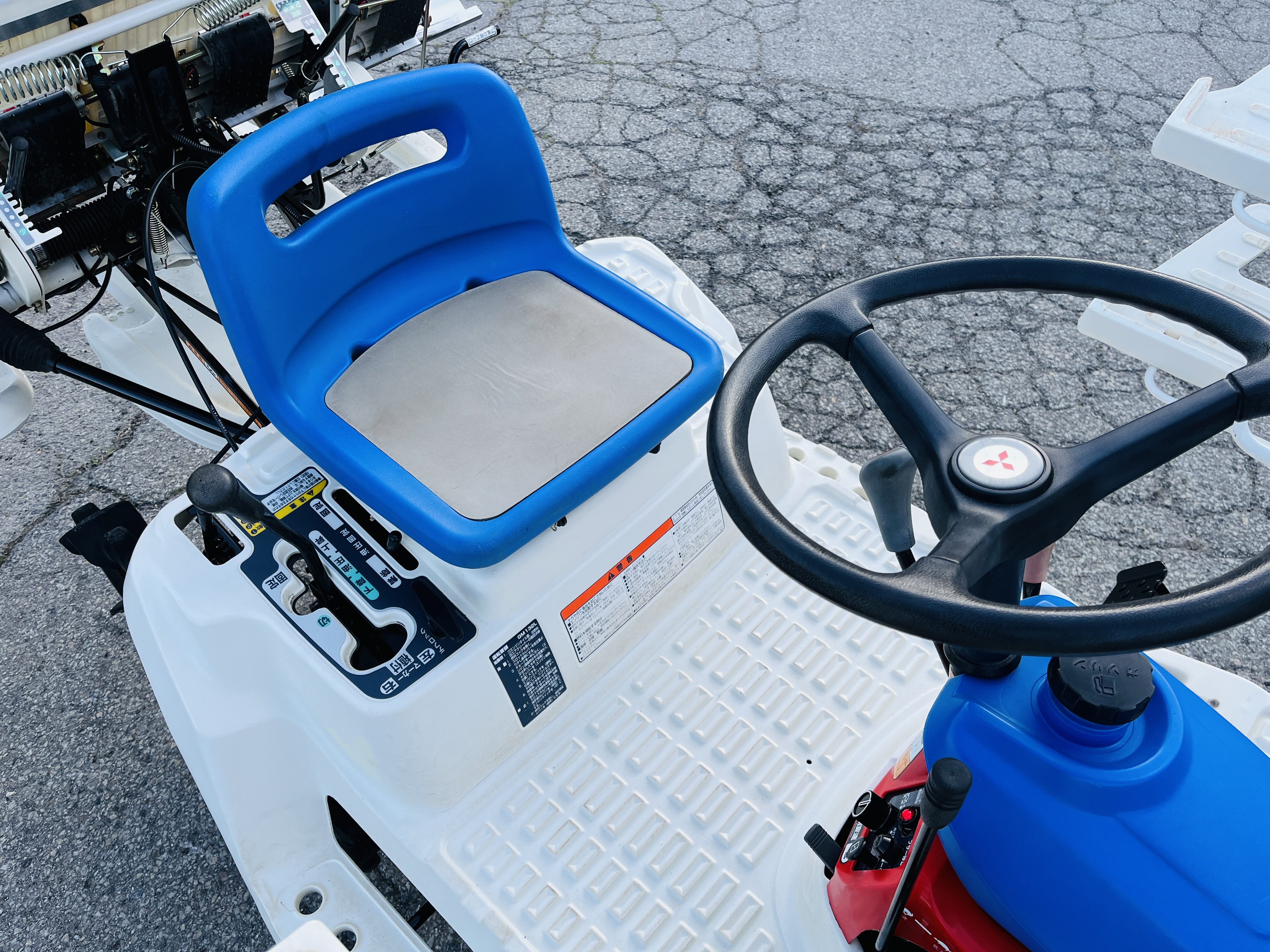 三菱マヒンドラ農機 中古田植機 MPC4の商品画像8