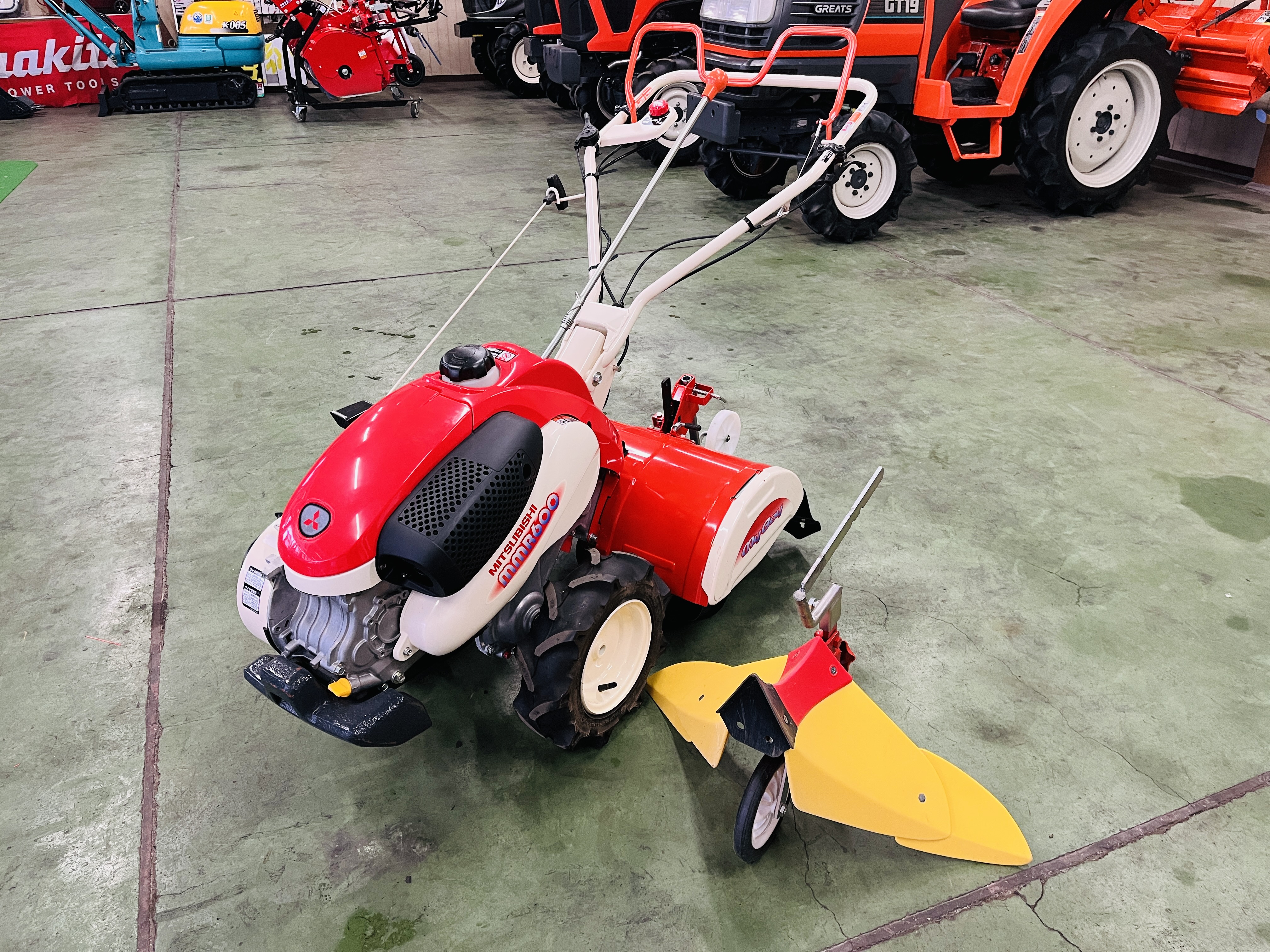 三菱マヒンドラ農機 中古管理機 MMR600の商品画像1