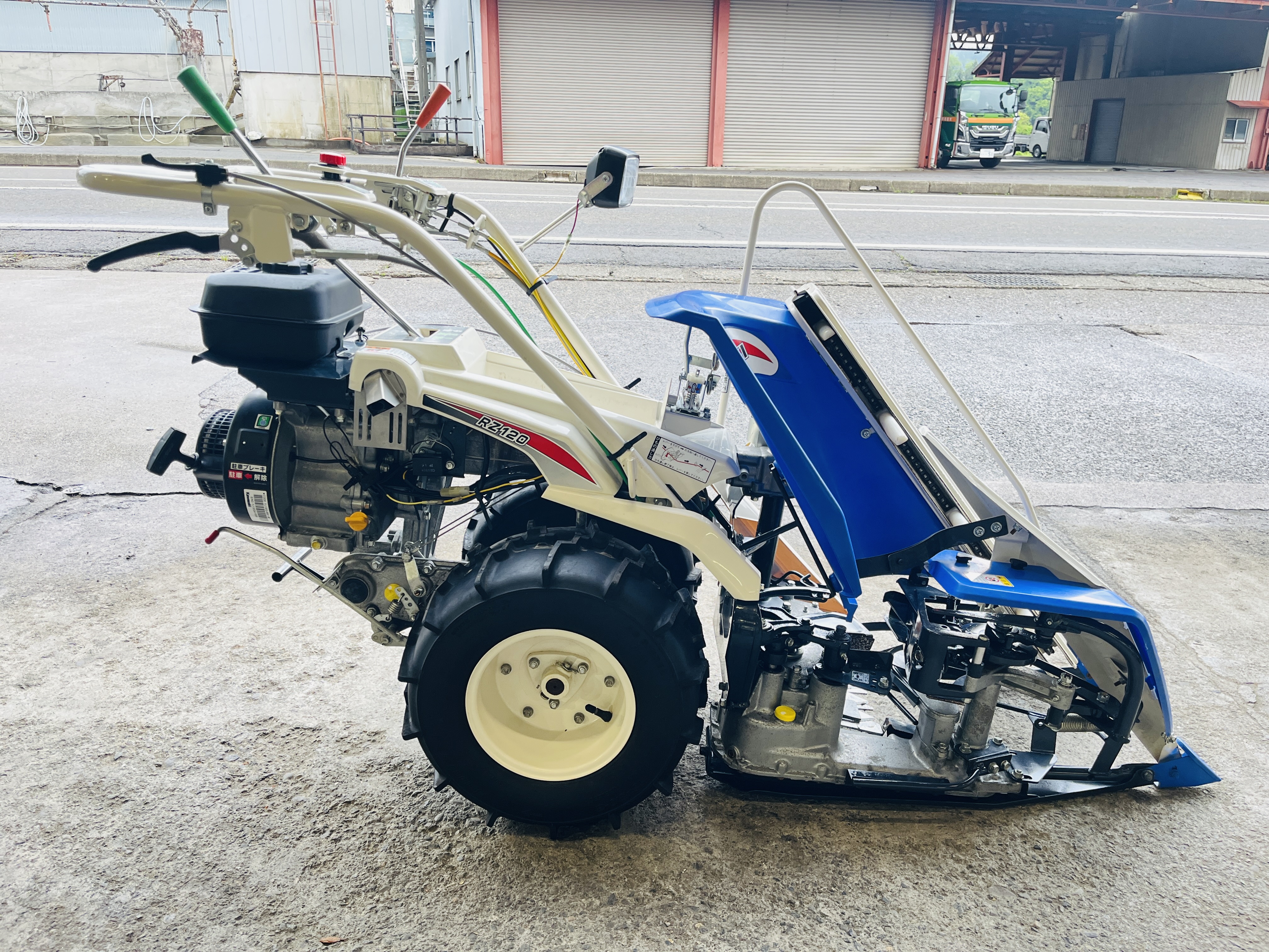 イセキ 中古バインダー RZ120の商品画像6