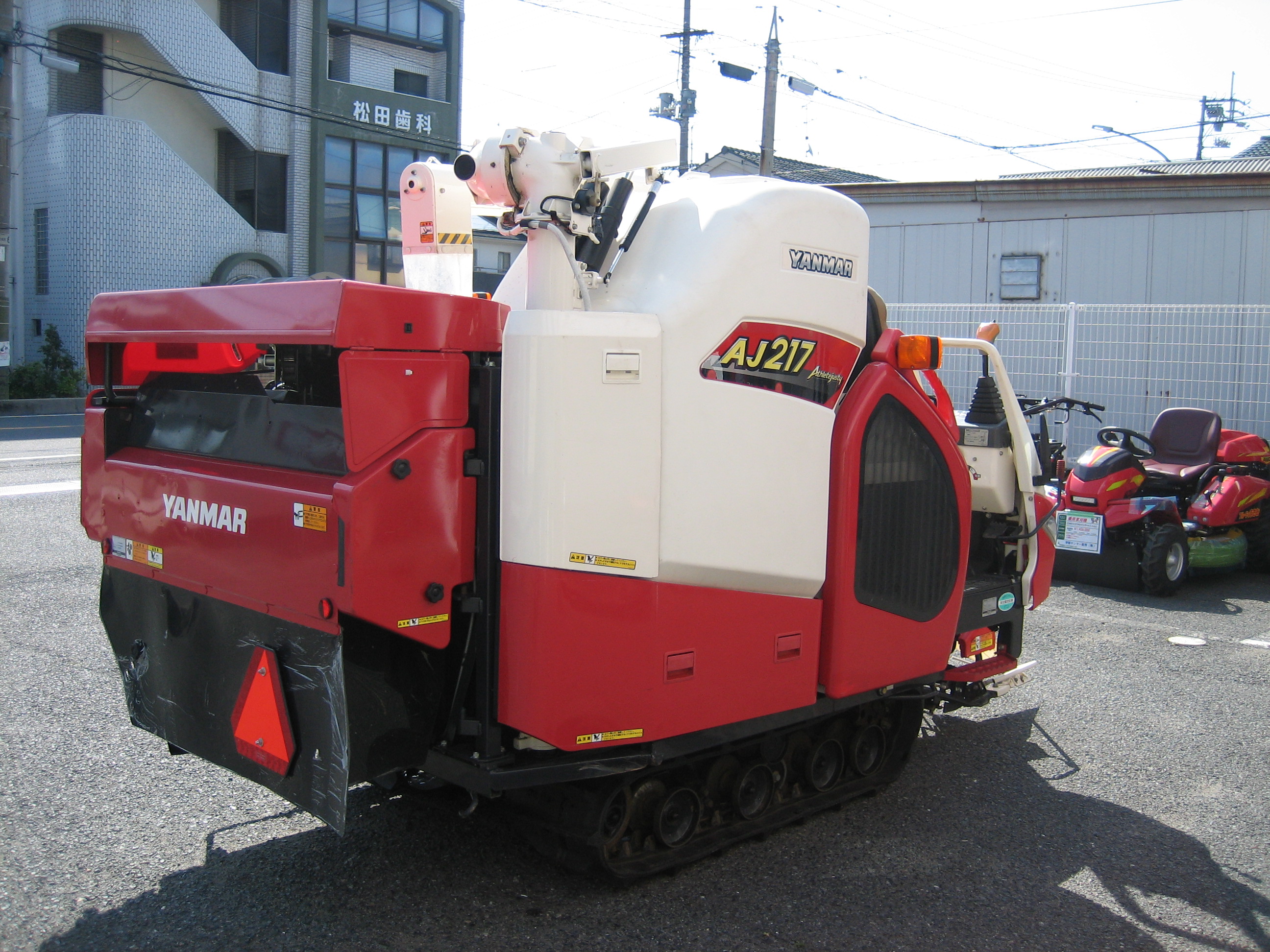 ヤンマー 中古コンバイン AJ 217 MHLの商品画像6