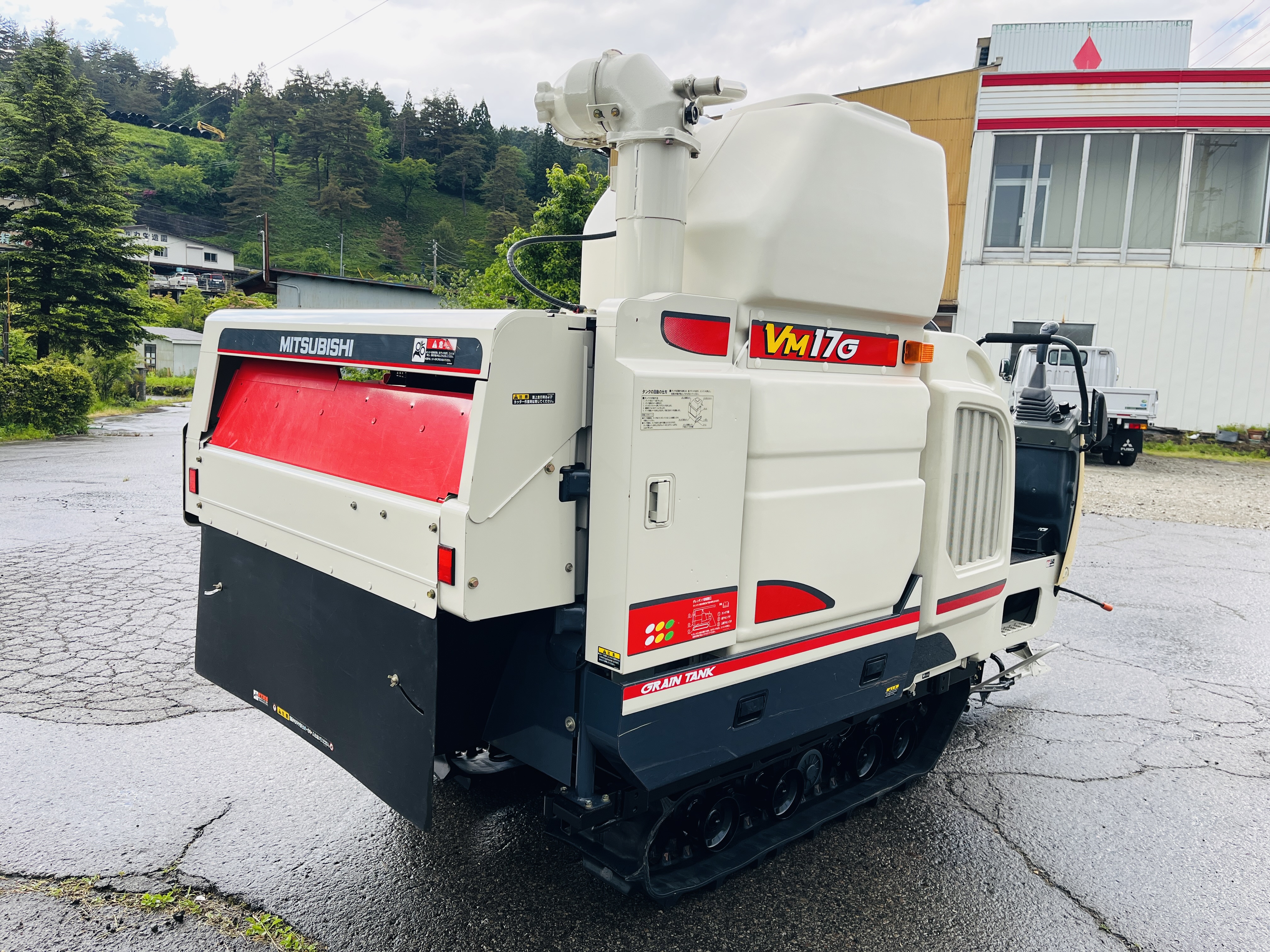 三菱マヒンドラ農機 中古コンバイン VM17Gの商品画像5