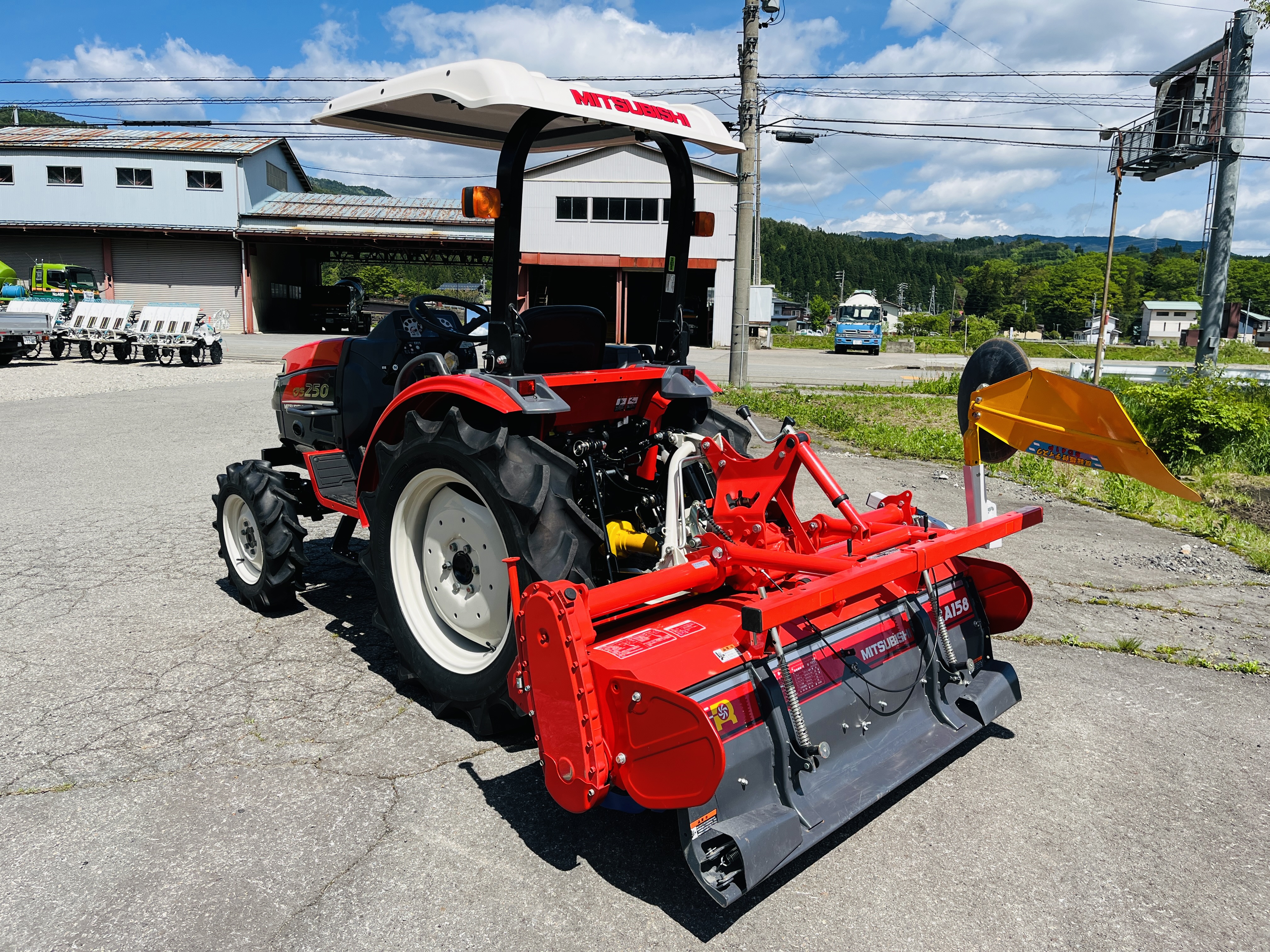 三菱マヒンドラ農機 中古トラクター GS250の商品画像4