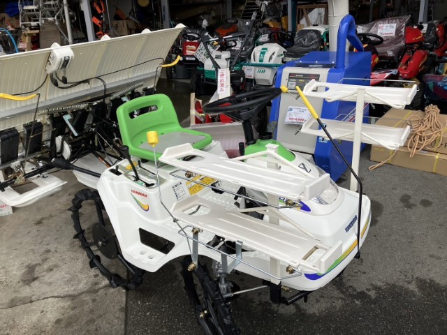 ヤンマー 中古田植機 Pe-1Xの商品画像1
