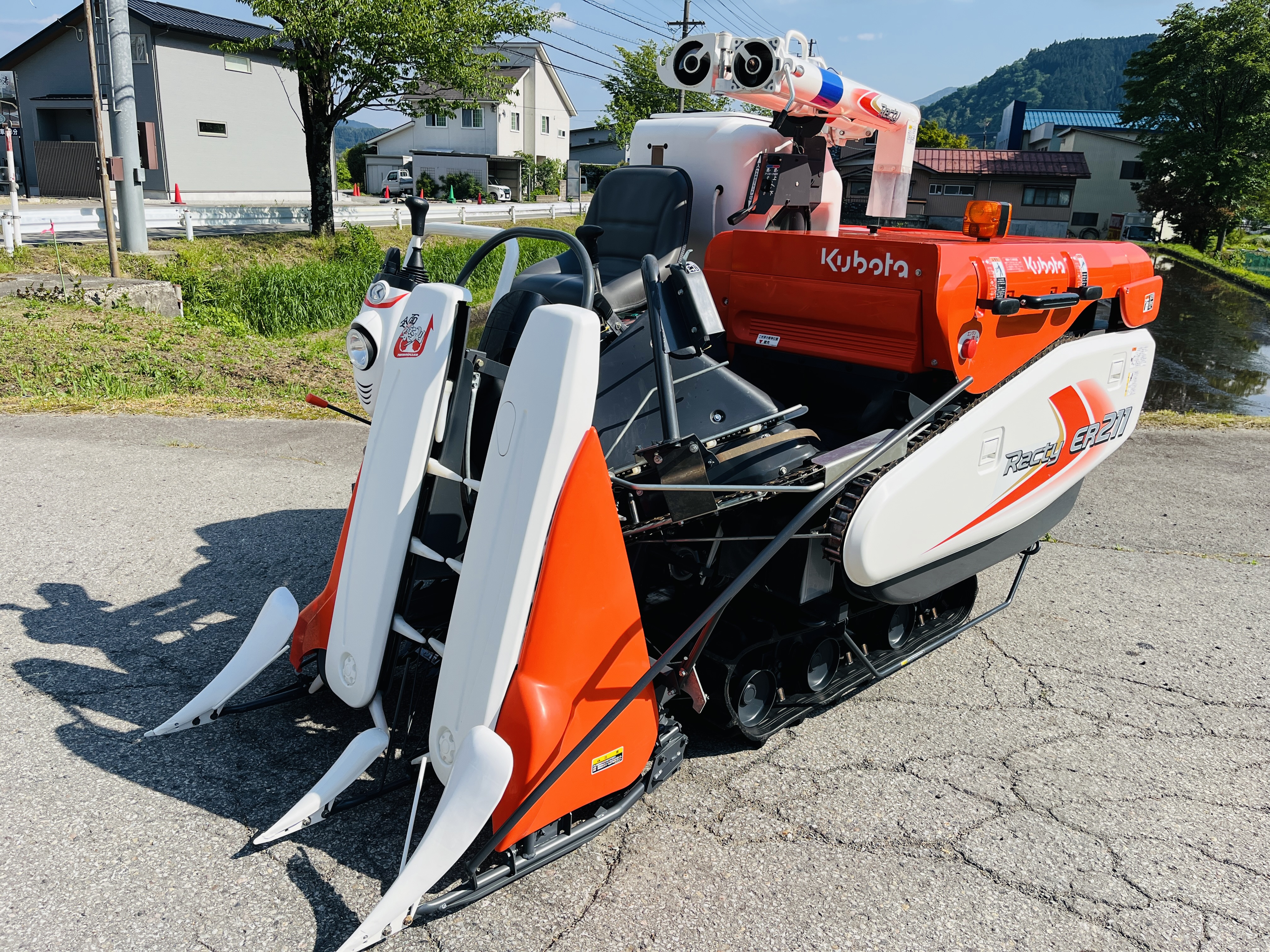 クボタ 中古コンバイン ER213NGの商品画像1