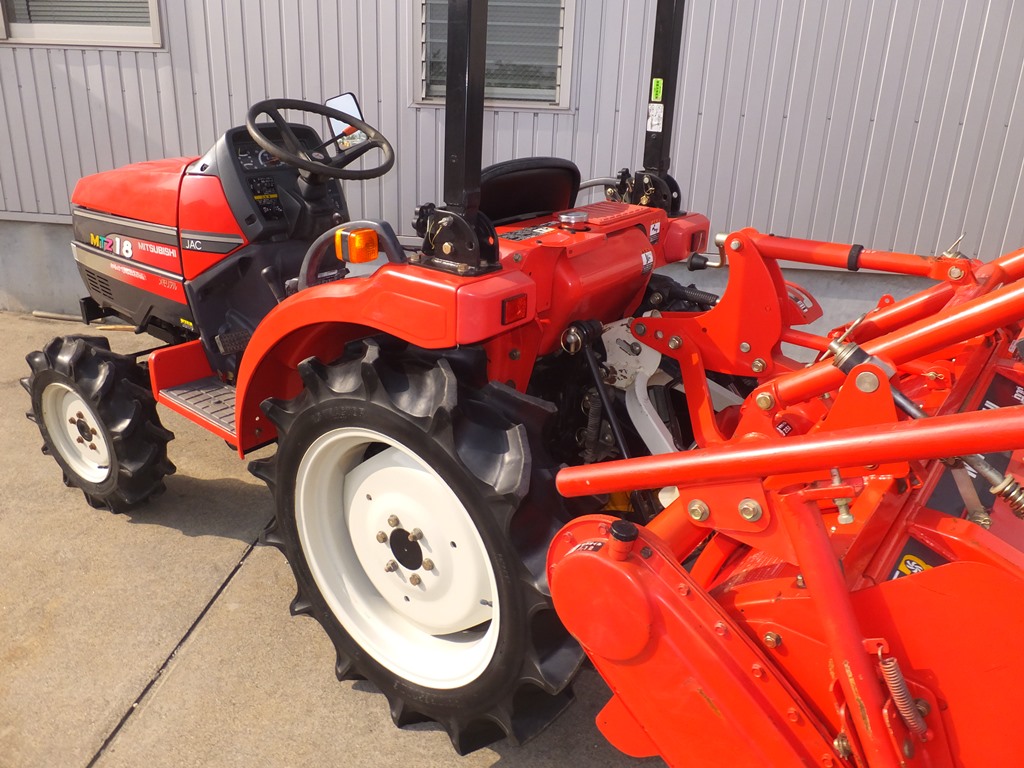 三菱マヒンドラ農機 中古トラクター MTZ18の商品画像9