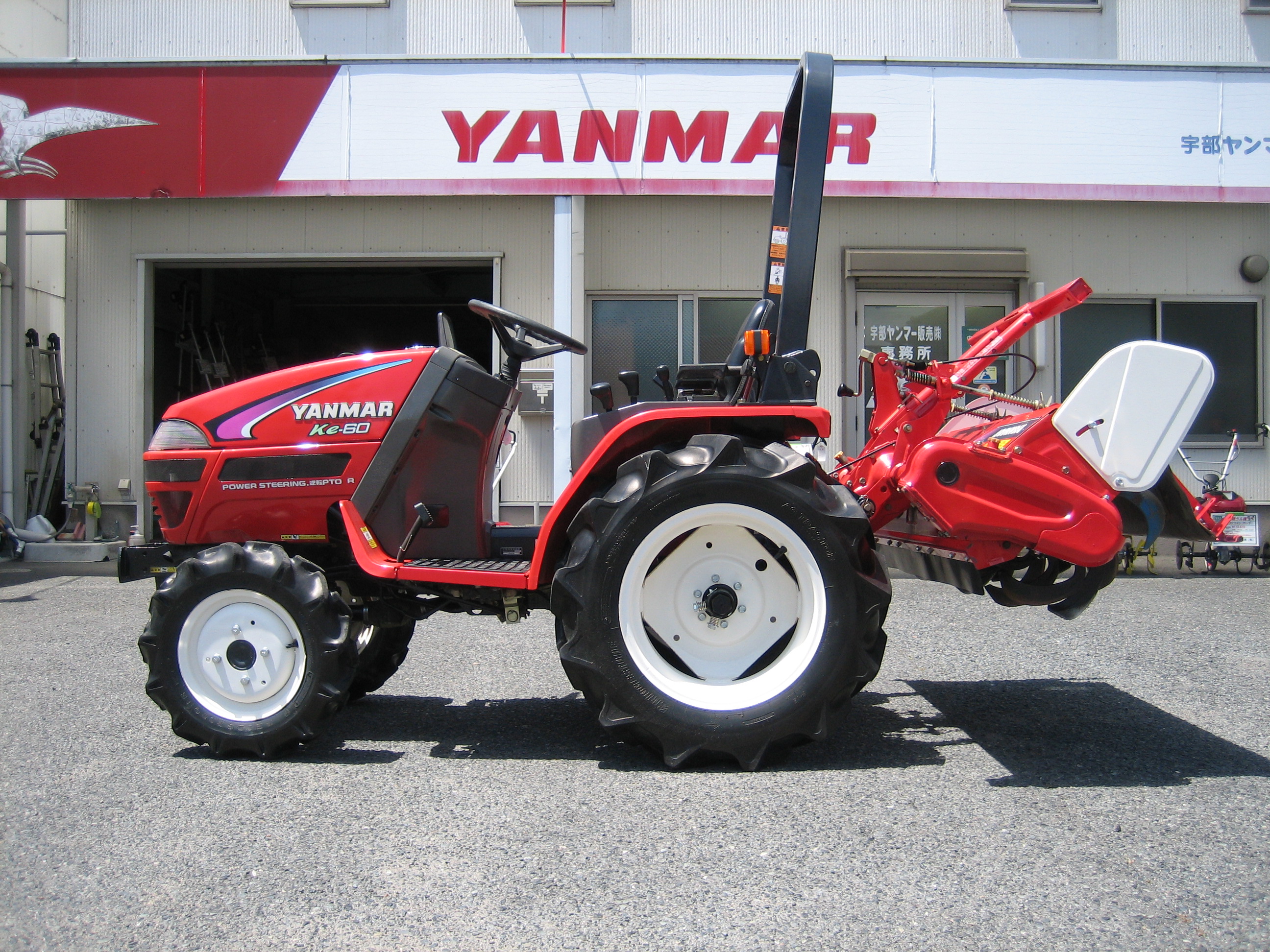 ヤンマー 中古トラクター KE-60ABPUS4の商品画像1