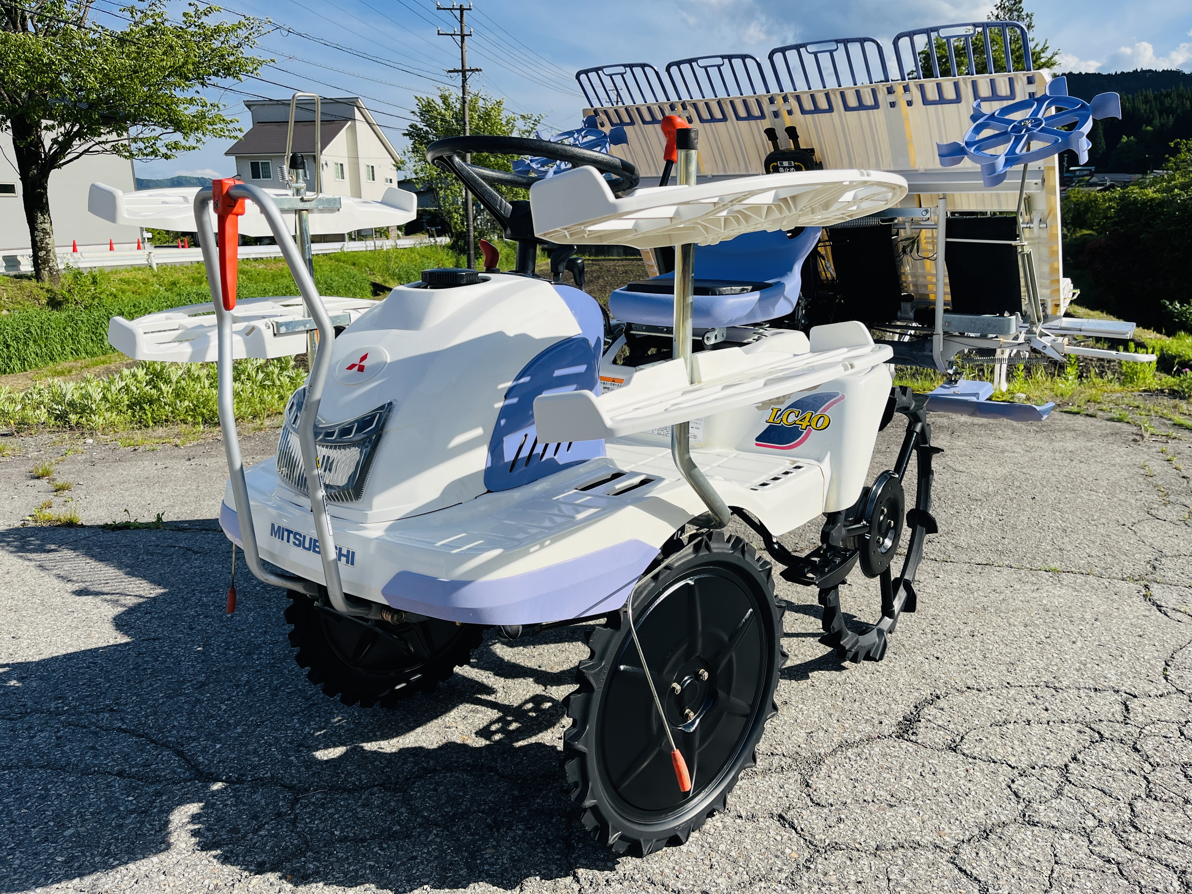 三菱マヒンドラ農機 中古田植機 LC4の商品画像1