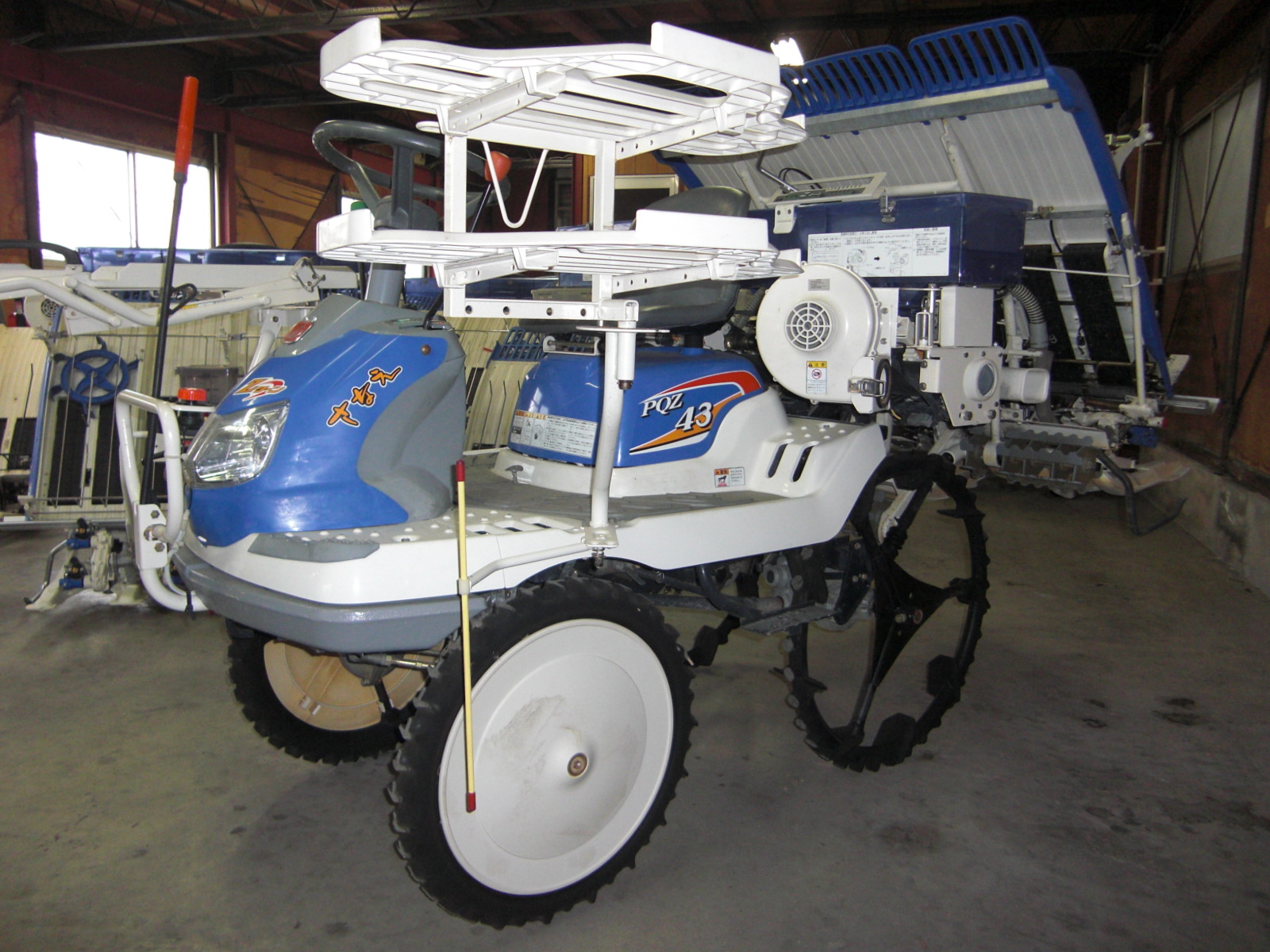 イセキ 中古田植機 PQZ43-DULF　 施肥機付でお買い得の商品画像2