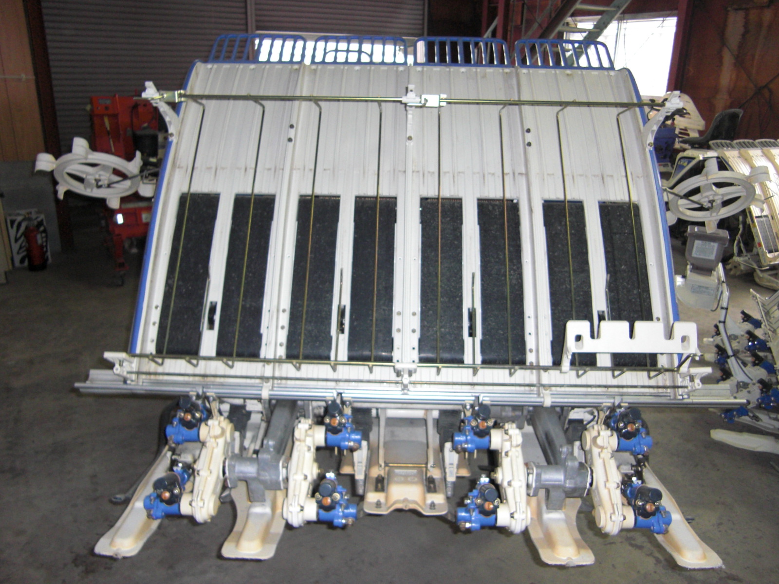 イセキ 中古田植機 PQZ43-DULF　 施肥機付でお買い得の商品画像7