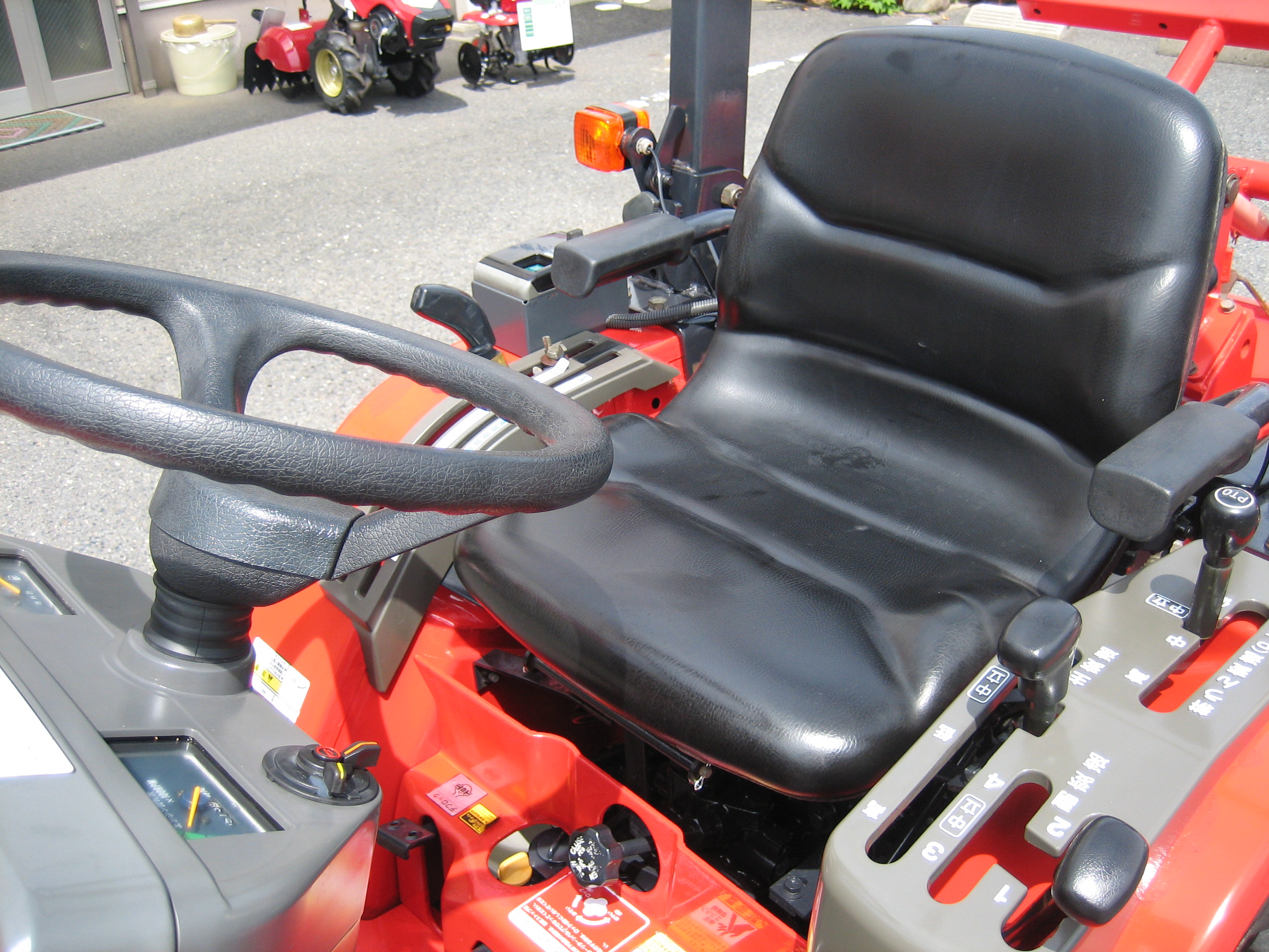 ヤンマー 中古トラクター KE-50ABUS3の商品画像9