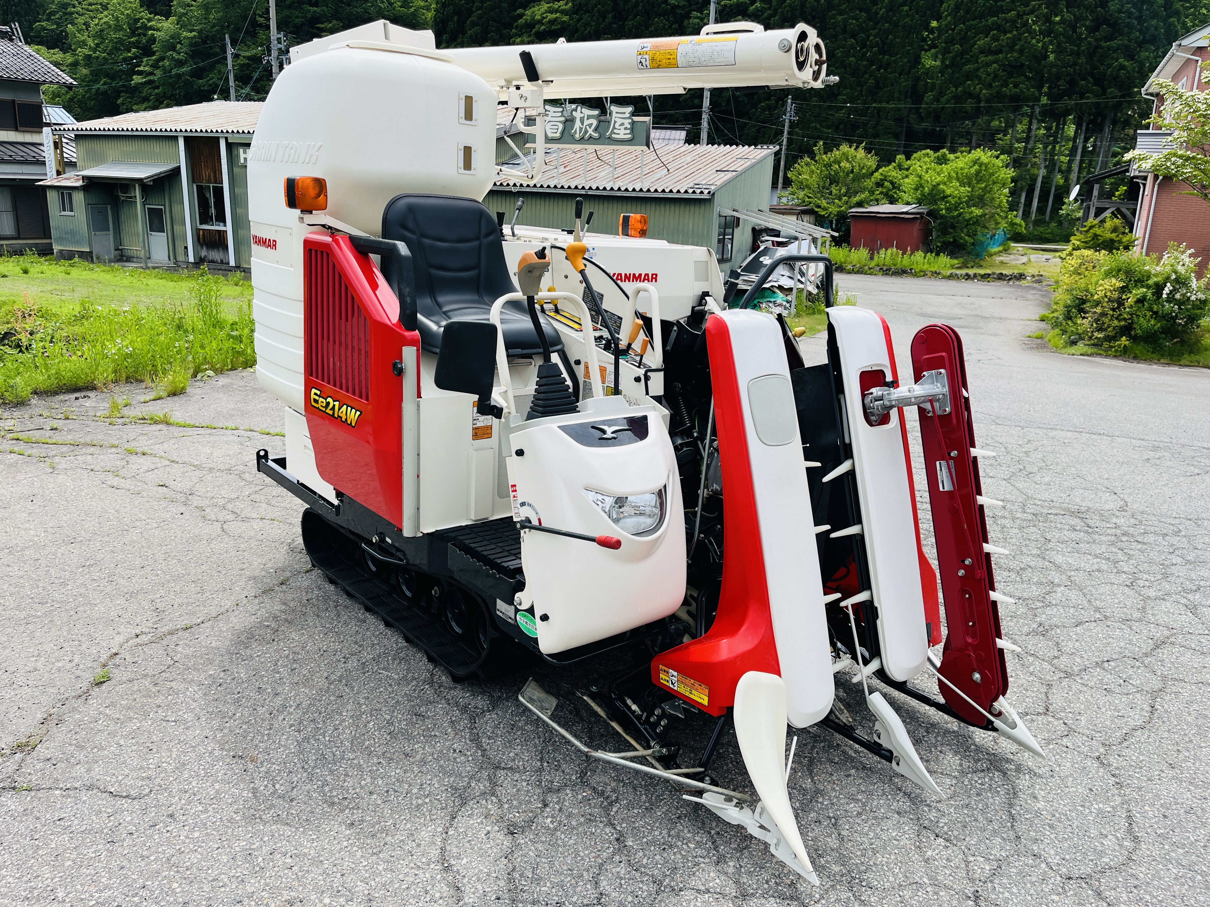 ヤンマー 中古コンバイン Ee214WGの商品画像2