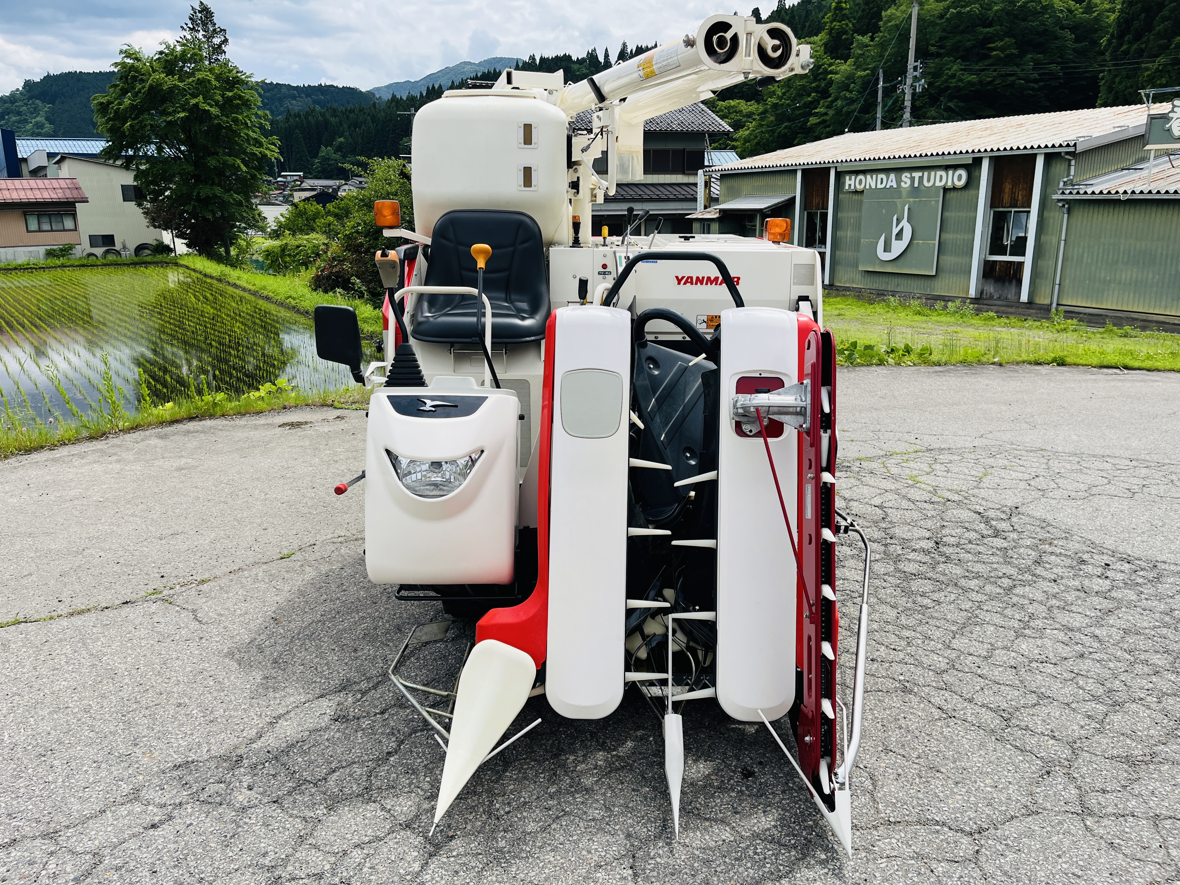 ヤンマー 中古コンバイン Ee214WGの商品画像3