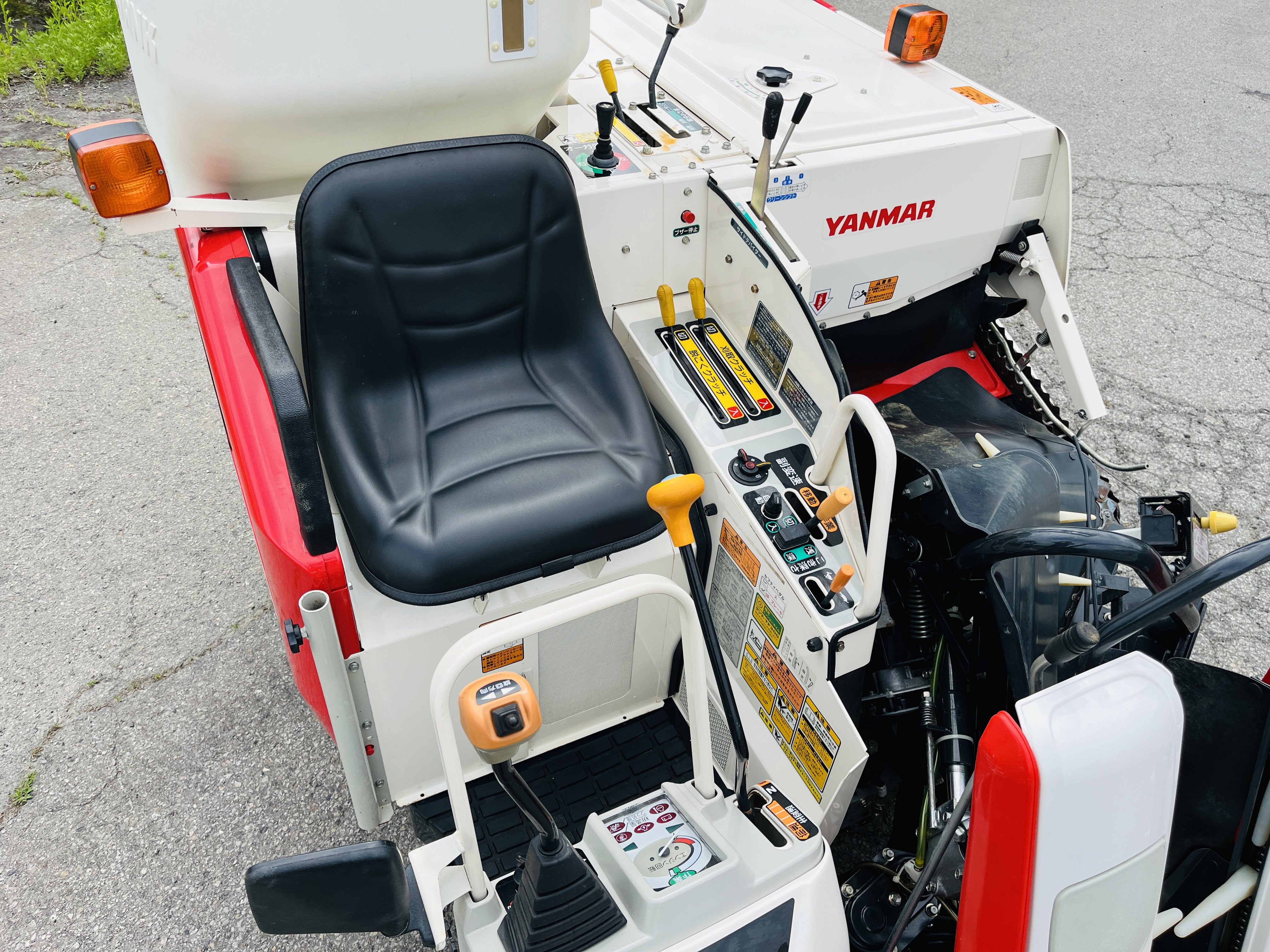 ヤンマー 中古コンバイン Ee214WGの商品画像9