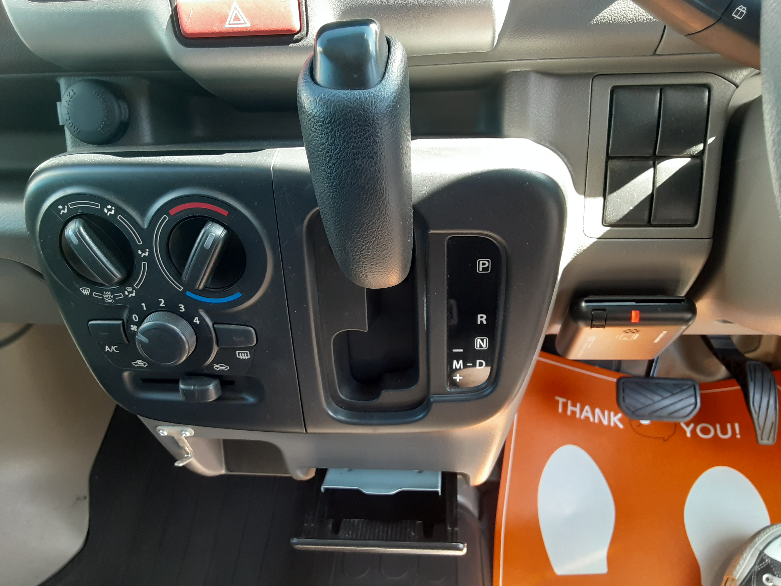 日産 中古車 ＮＶ１００クリッパーバン ＤＸ　エマージェンシーブレーキパッケージの商品画像7
