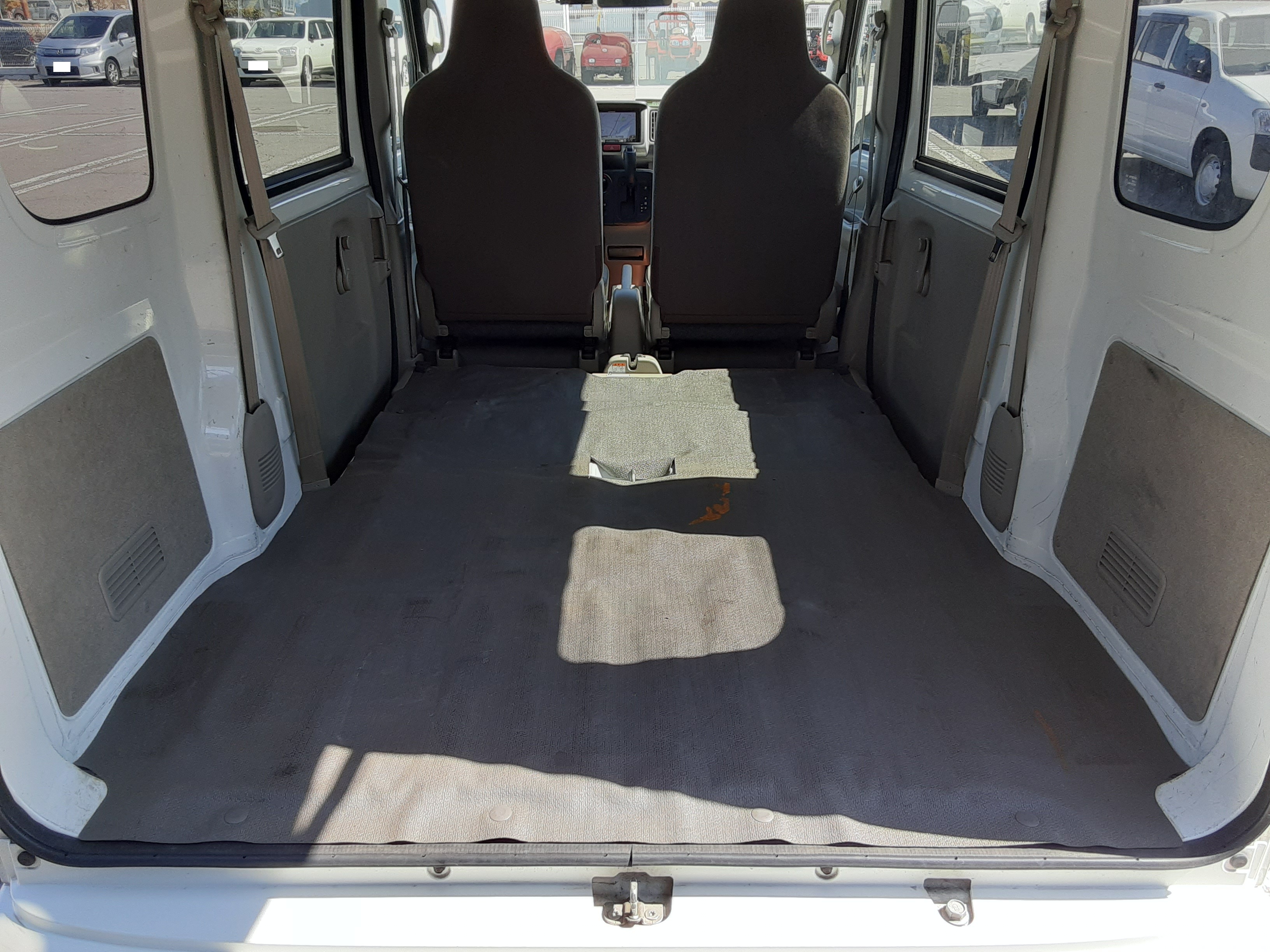 日産 中古車 ＮＶ１００クリッパーバン ＤＸ　エマージェンシーブレーキパッケージの商品画像9
