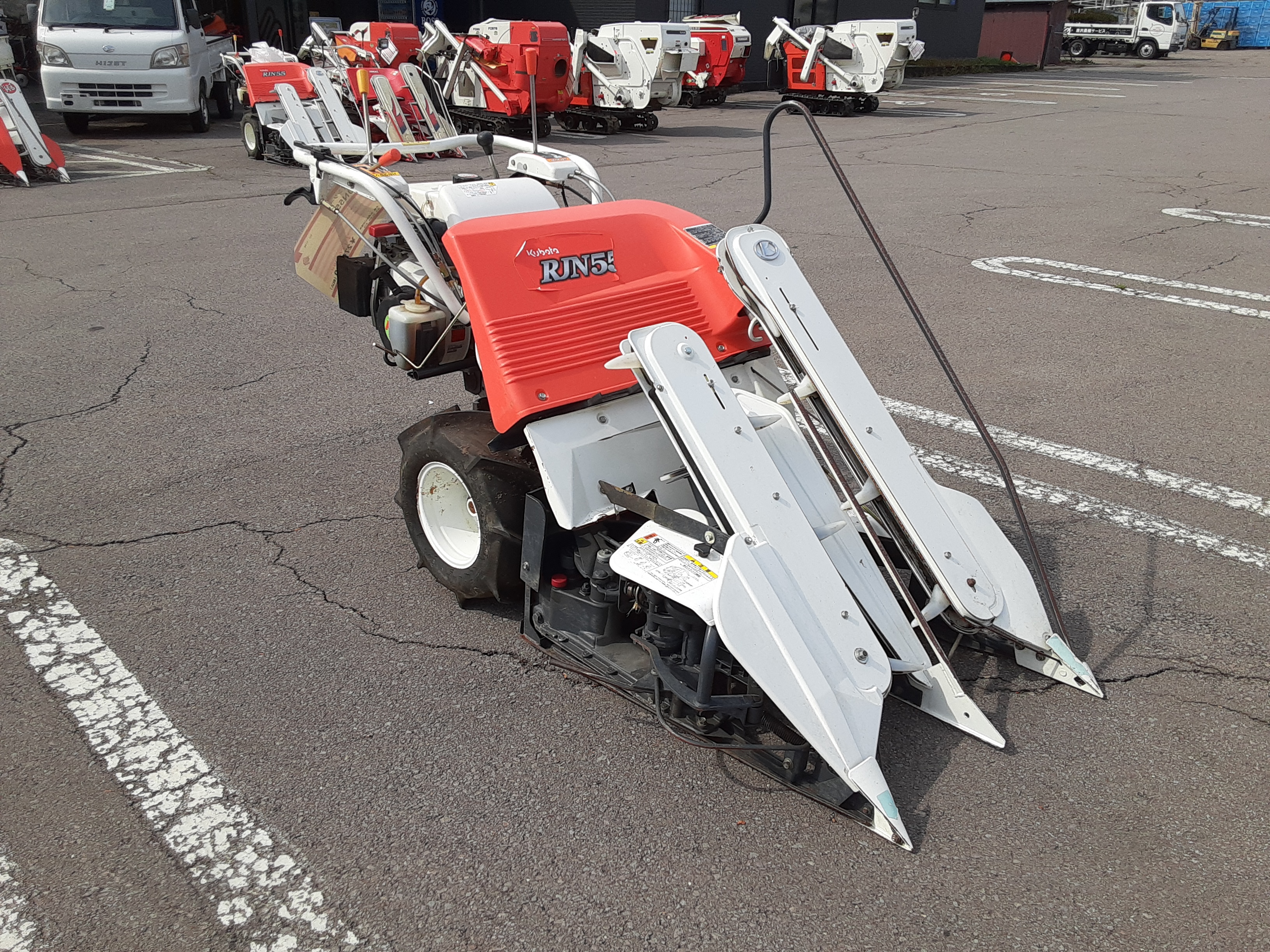 クボタ 中古バインダー 【整備済、程度良】RJN55の商品画像1