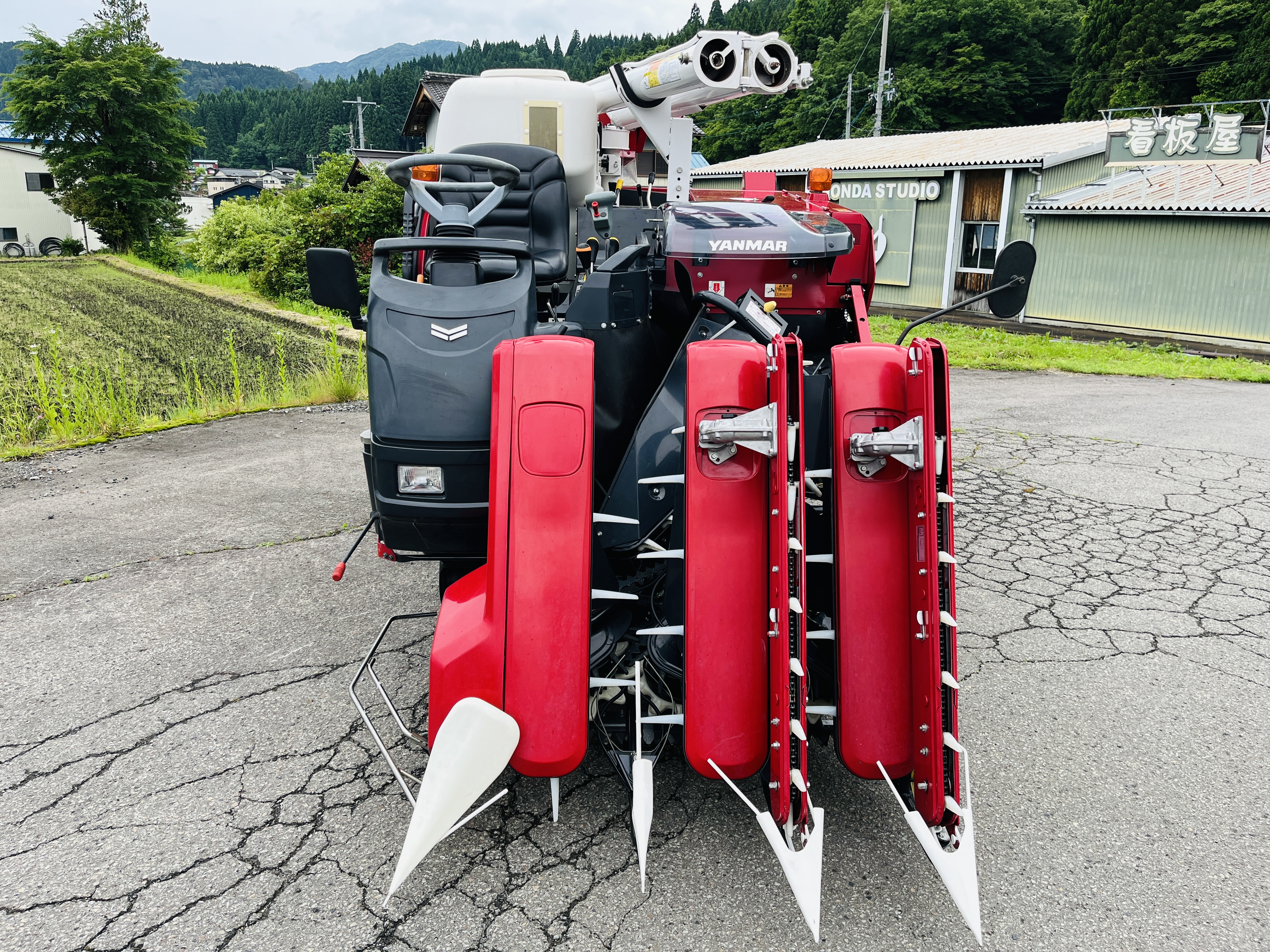 ヤンマー 中古コンバイン YH323の商品画像3