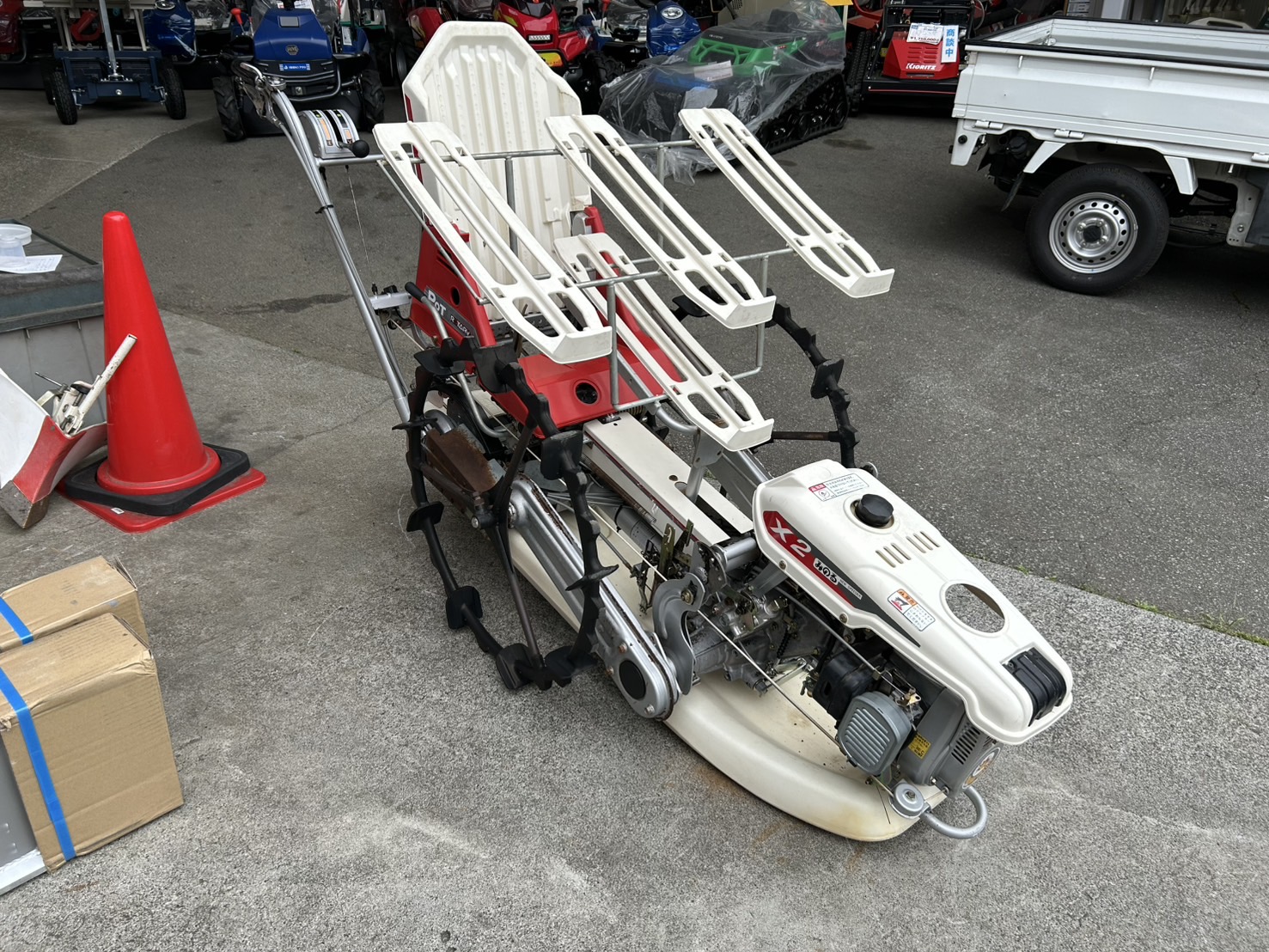 みのる産業 中古田植機 X-2の商品画像1