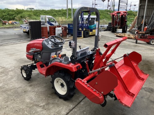 三菱マヒンドラ農機 中古トラクター GE130-SSBの商品画像3