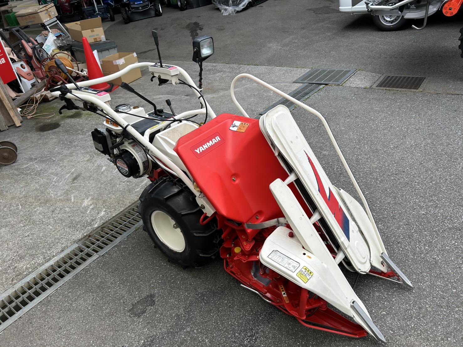 ヤンマー 中古バインダー Be30Dの商品画像2