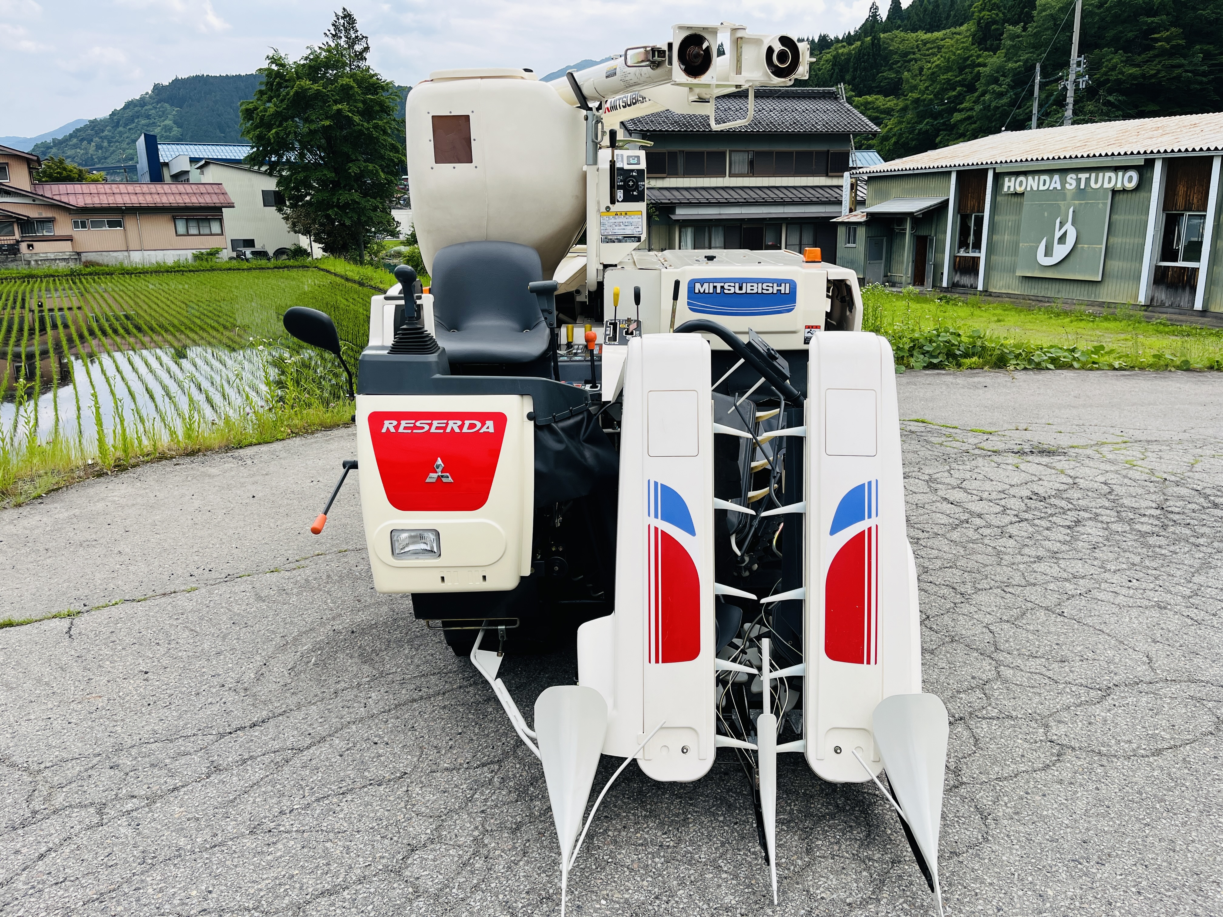 三菱マヒンドラ農機 中古コンバイン VM217Gの商品画像3