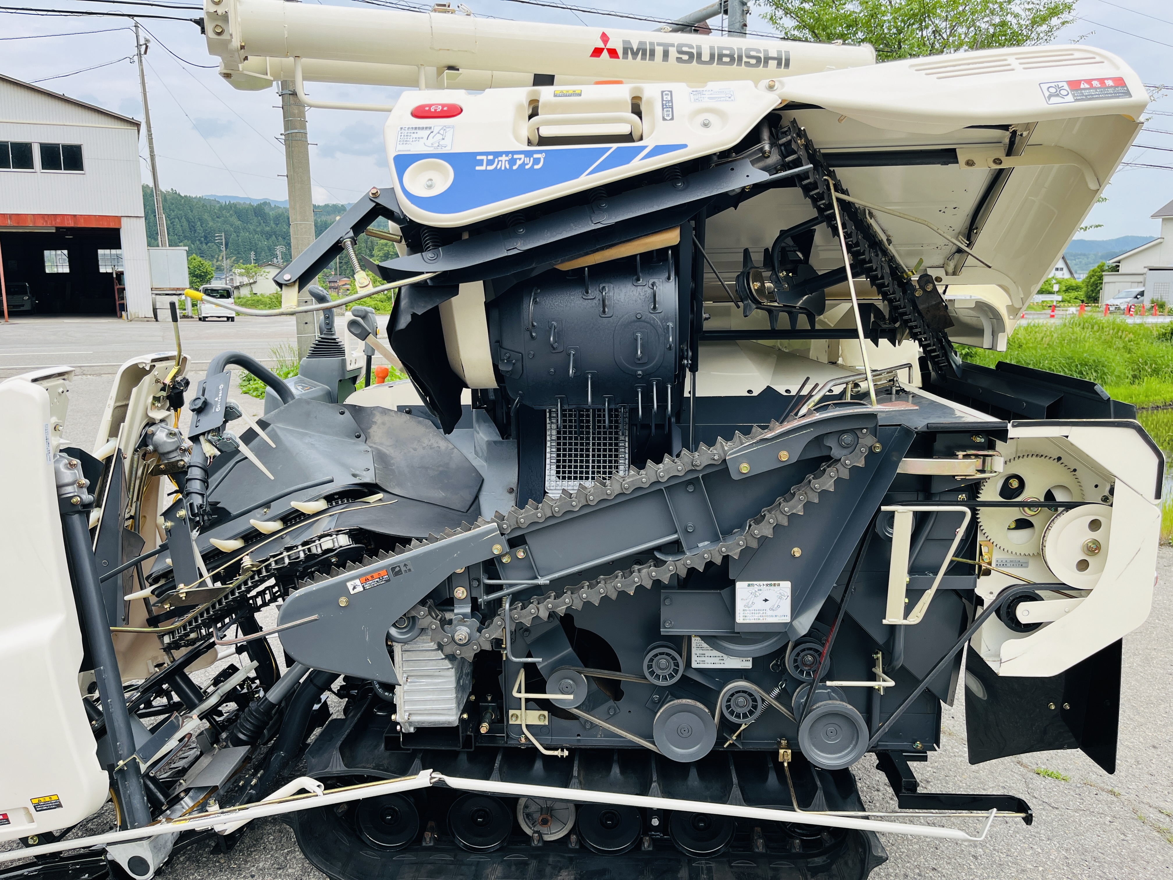 三菱マヒンドラ農機 中古コンバイン VM217Gの商品画像7