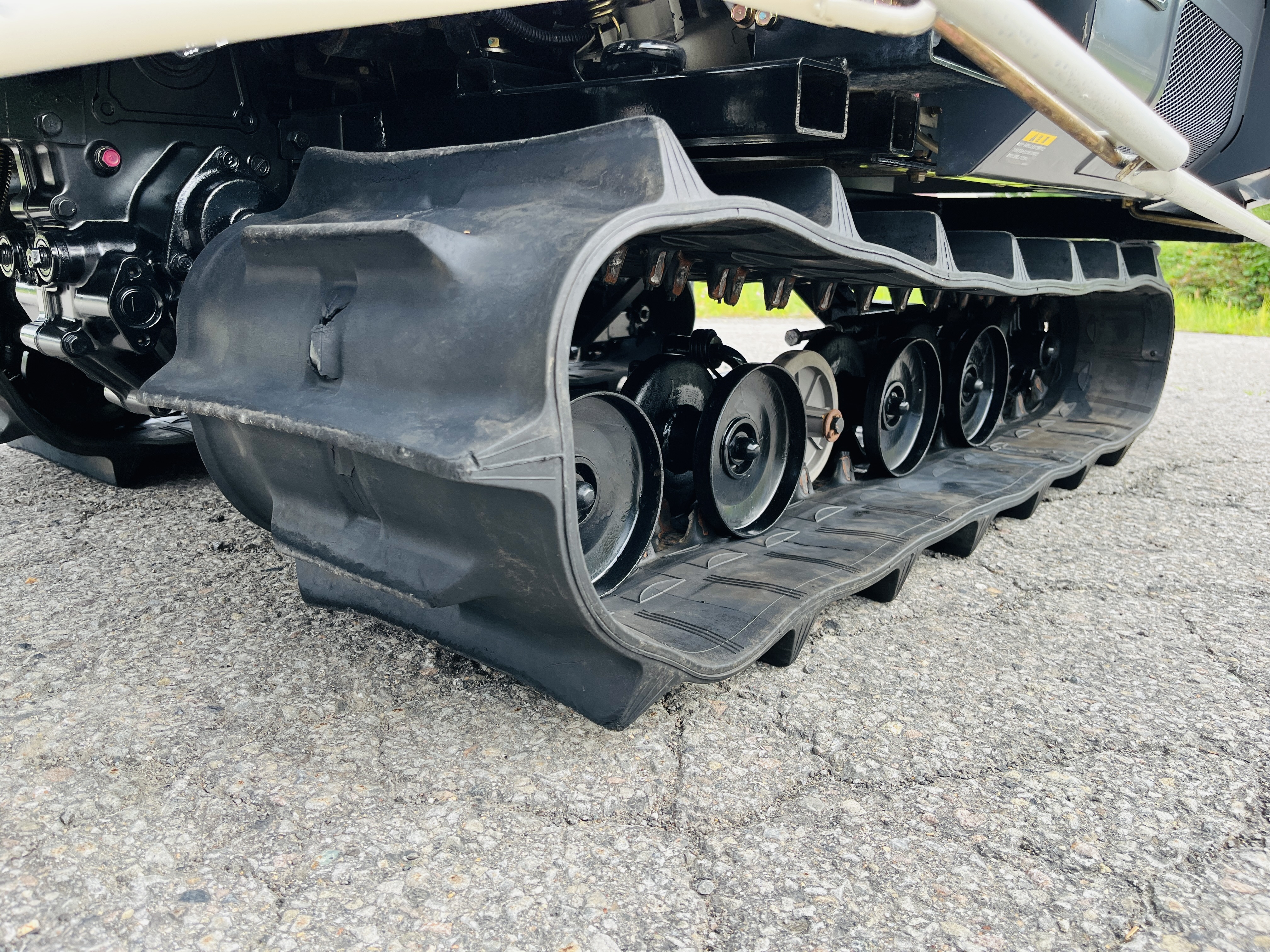 三菱マヒンドラ農機 中古コンバイン VM217Gの商品画像10