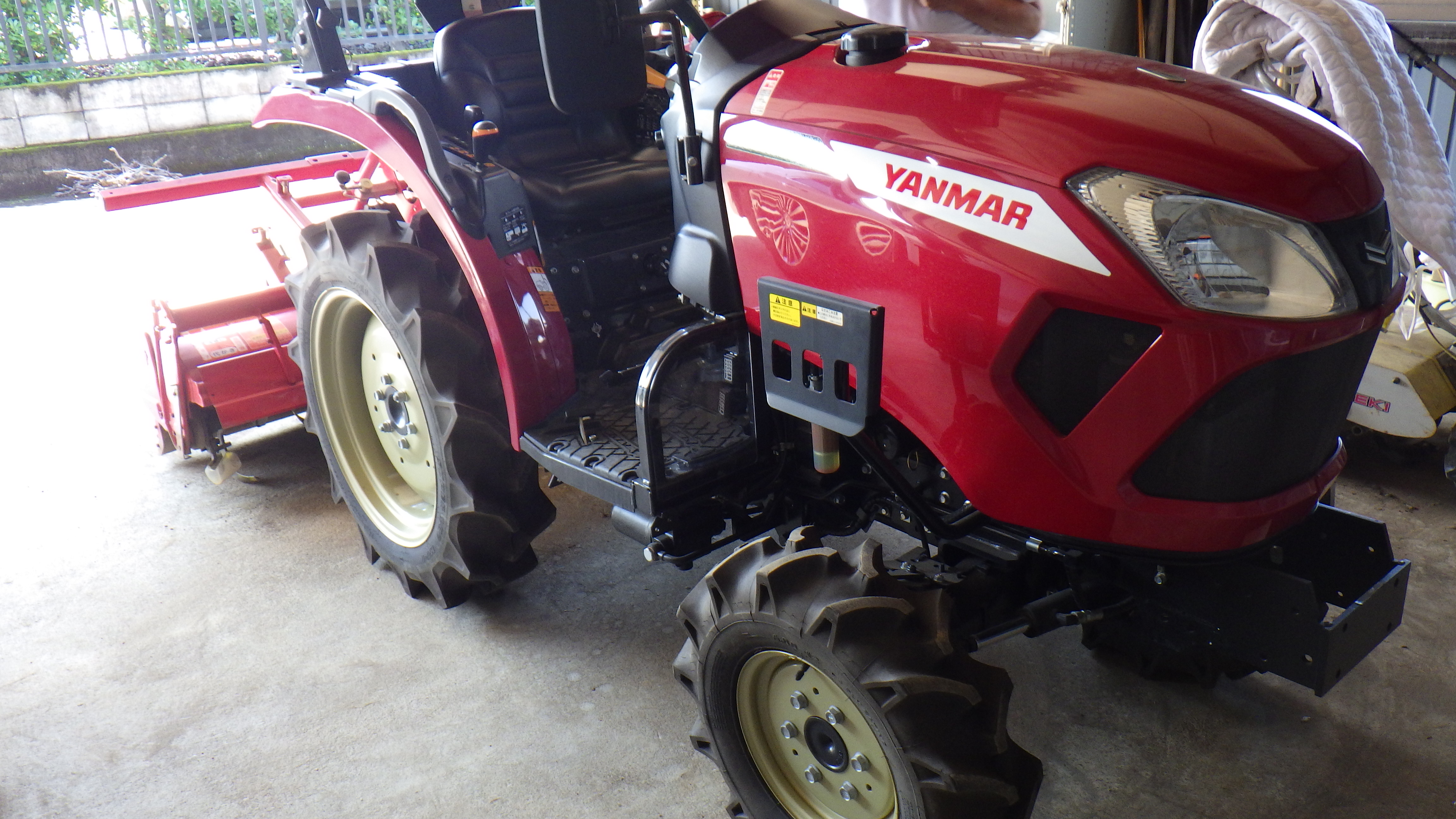 ヤンマー 中古トラクター YT118の商品画像1