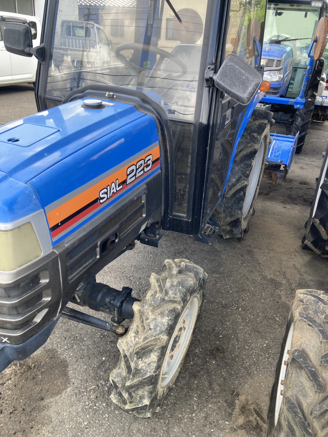 イセキ 中古トラクター TF223