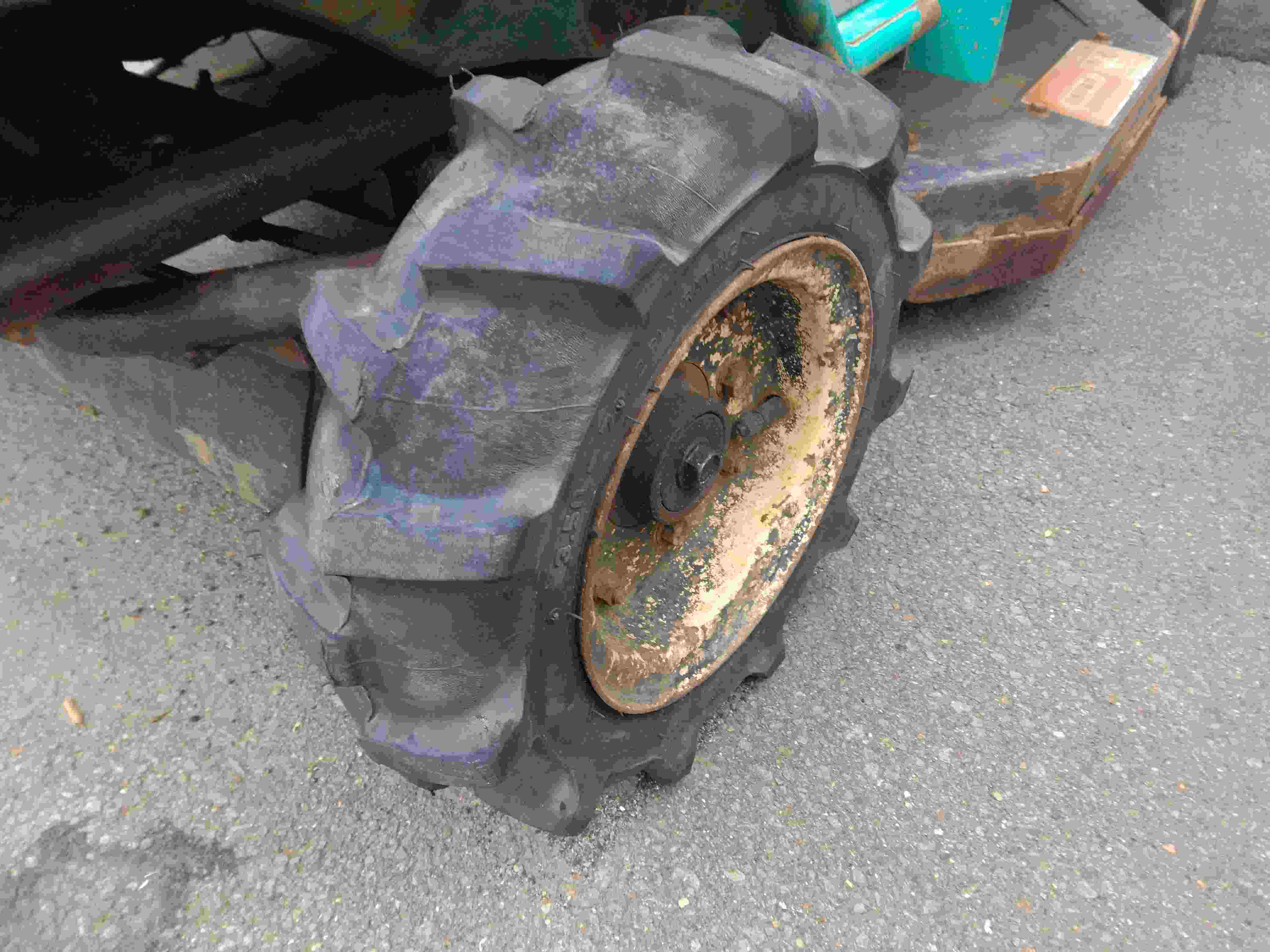 筑水キャニコム 中古草刈機 CM1602の商品画像4