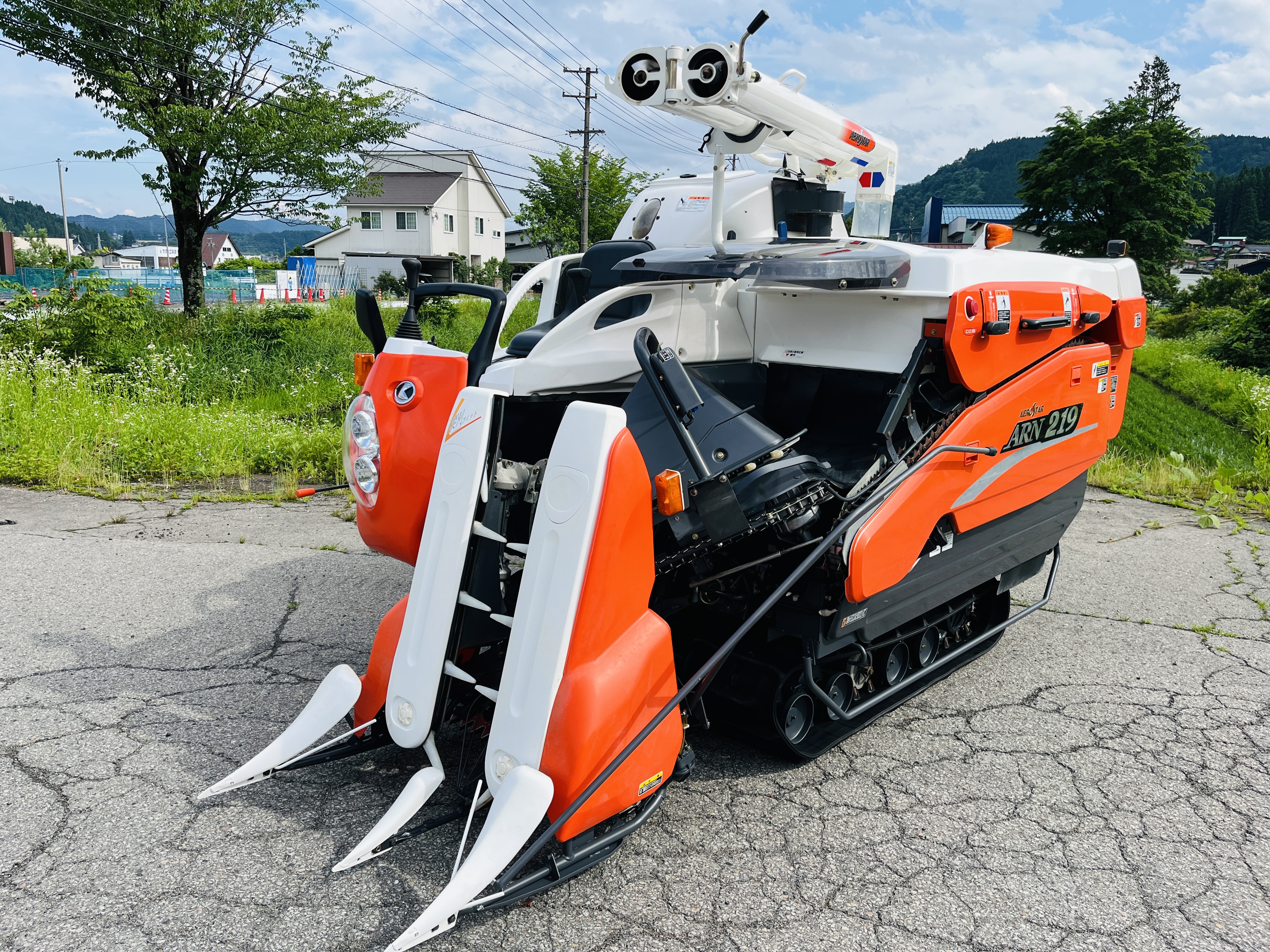 クボタ 中古コンバイン ARN219-GDXWの商品画像1