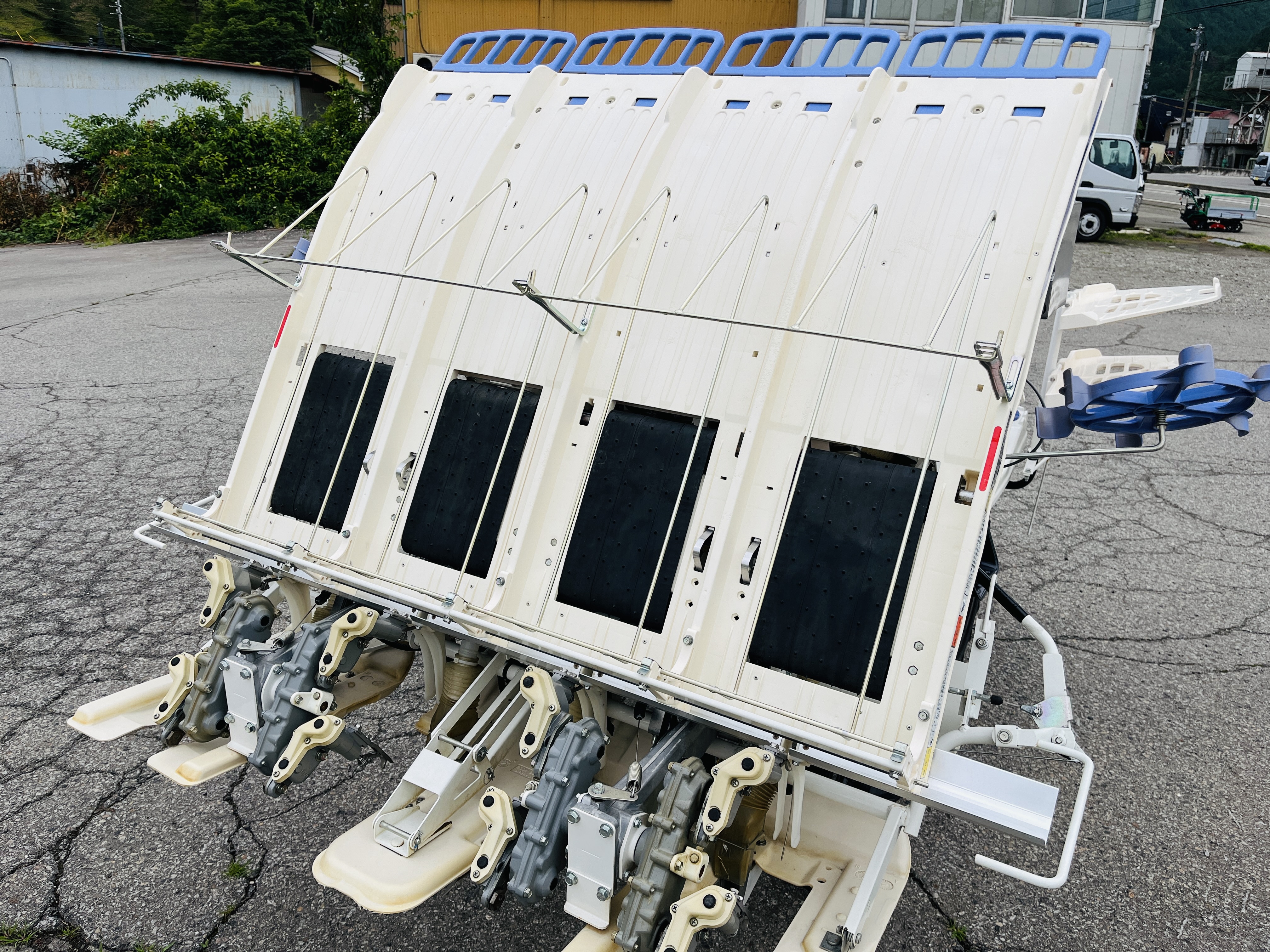 三菱マヒンドラ農機 中古田植機 LE4の商品画像5