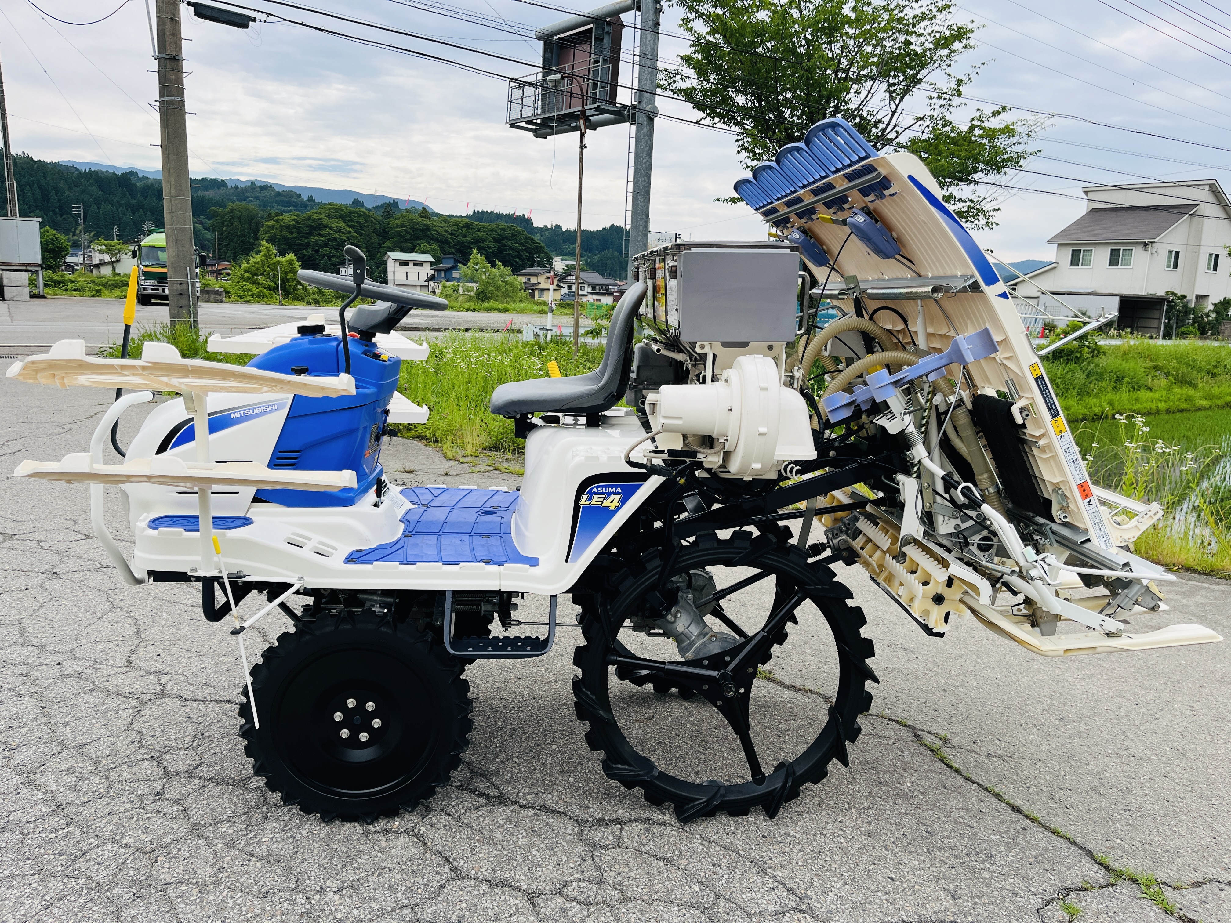 三菱マヒンドラ農機 中古田植機 LE4の商品画像6