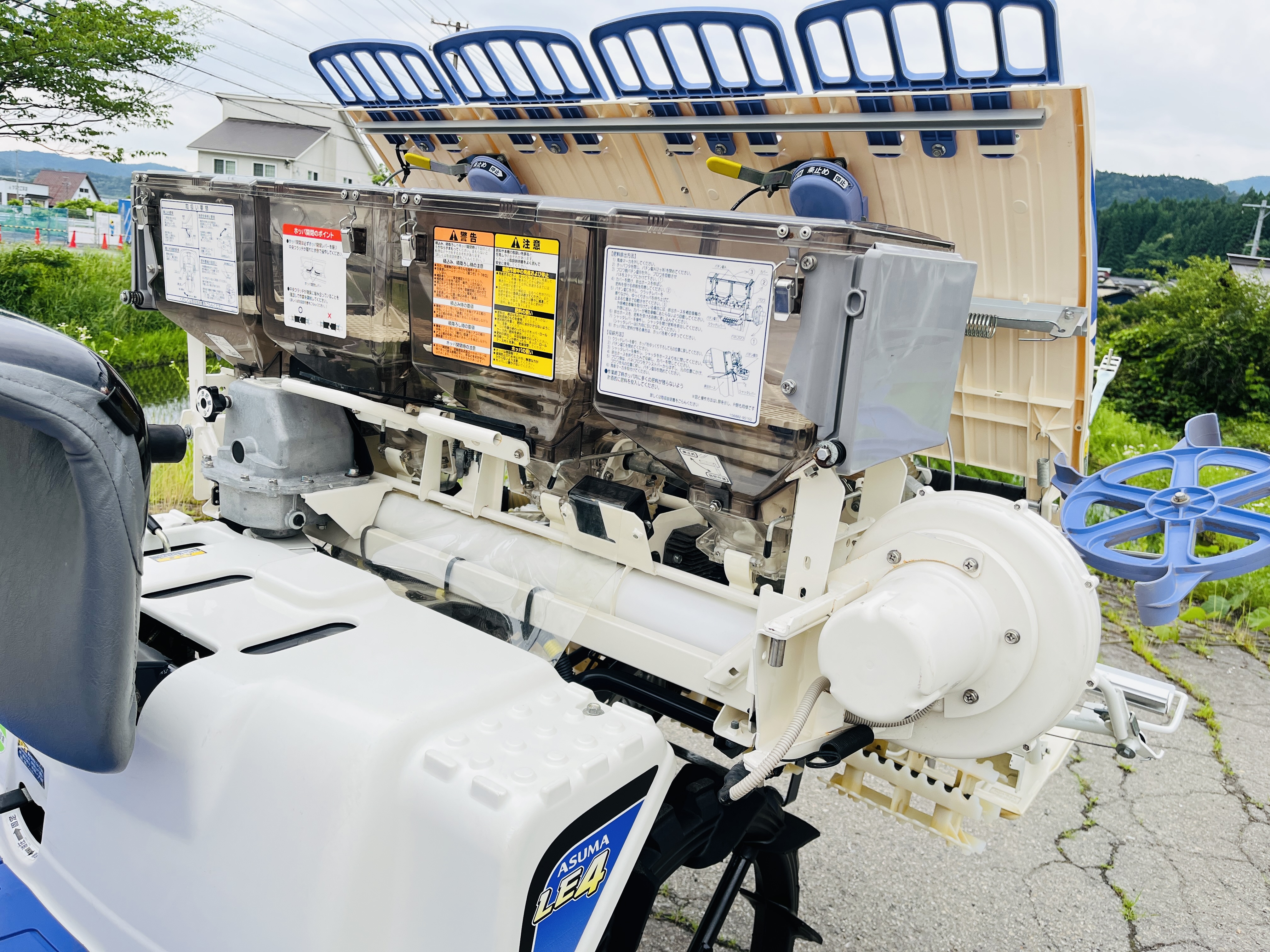 三菱マヒンドラ農機 中古田植機 LE4の商品画像10