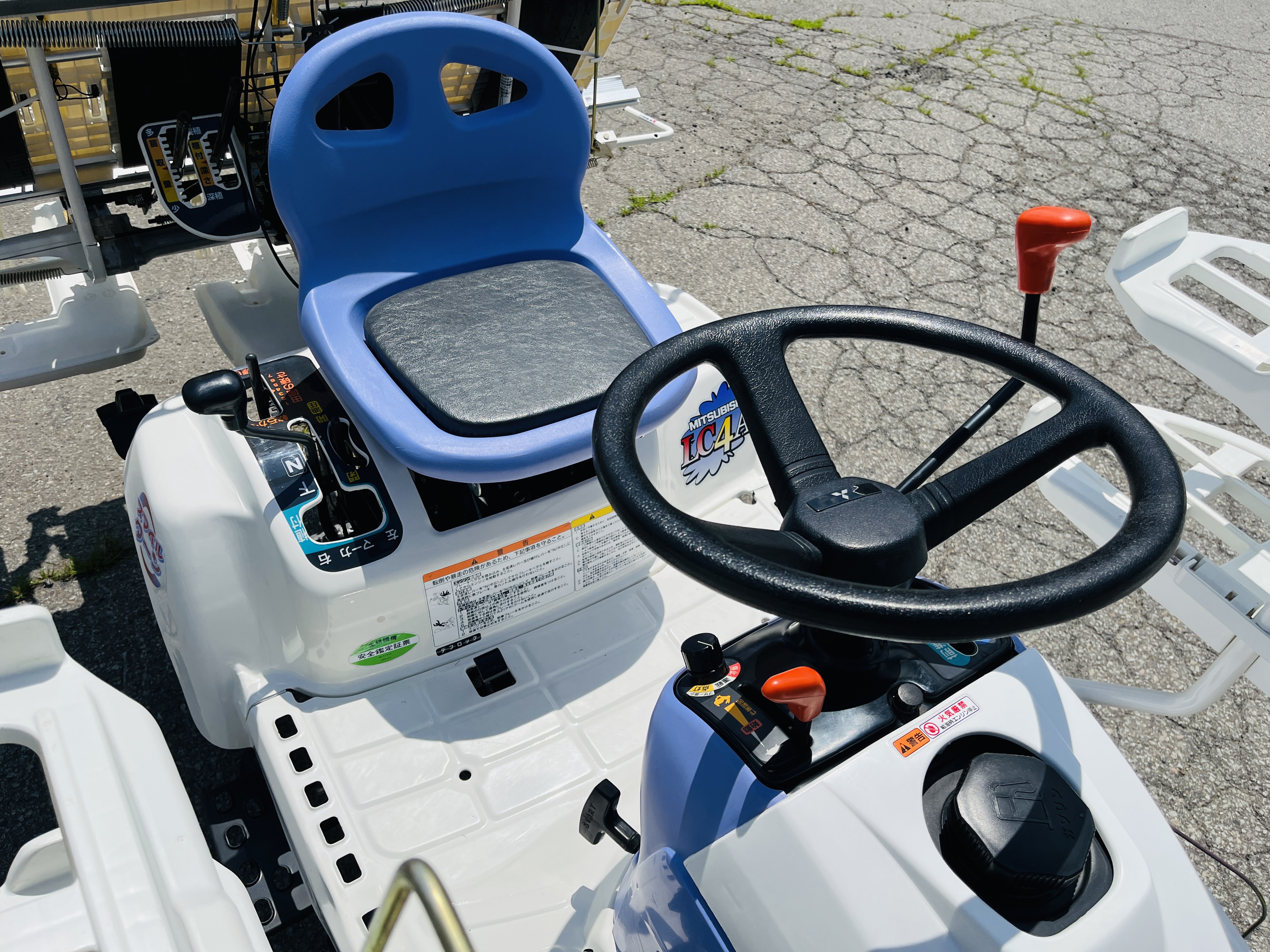 三菱マヒンドラ農機 中古田植機 LC4Aの商品画像7