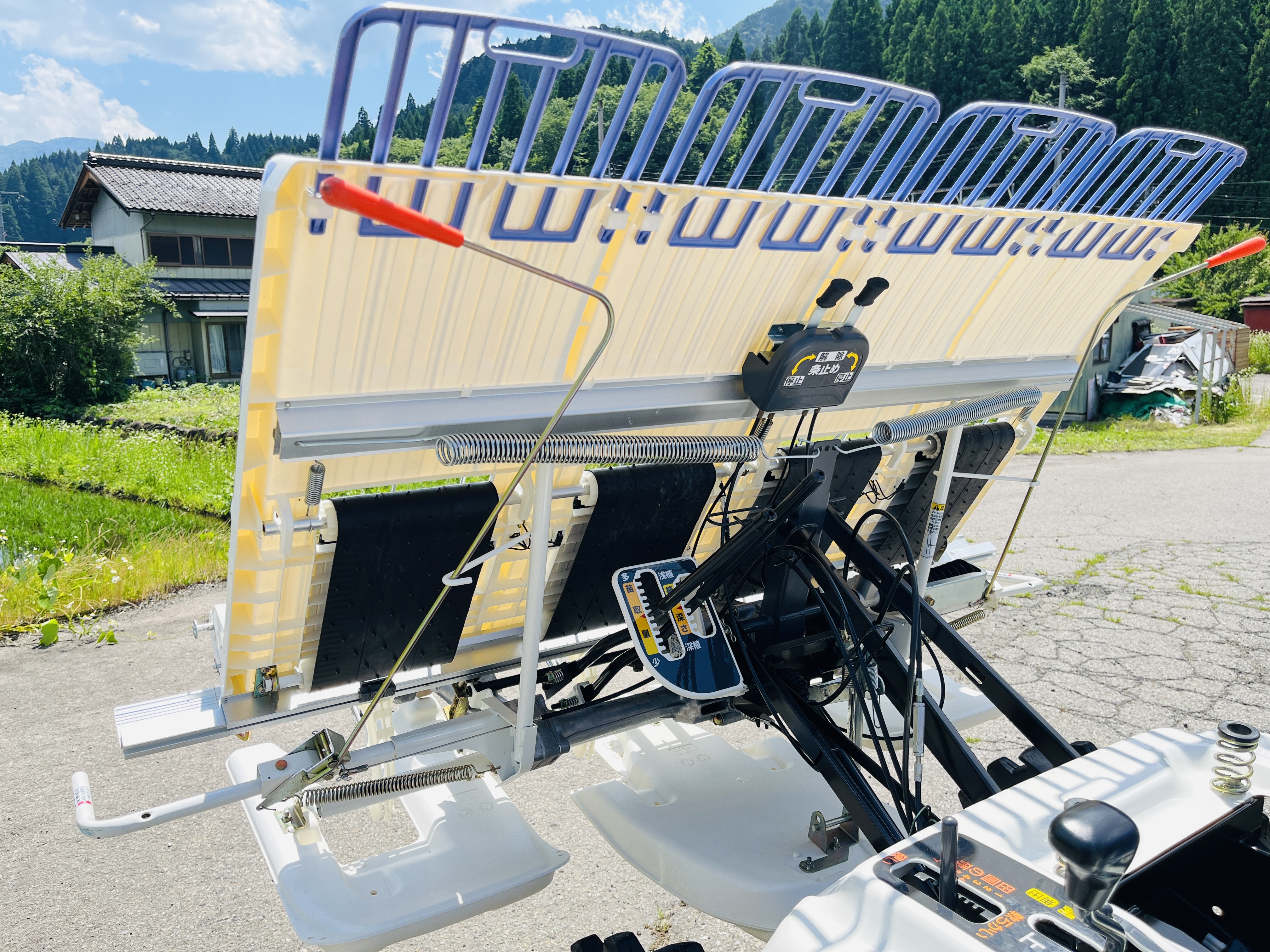 三菱マヒンドラ農機 中古田植機 LC4Aの商品画像10