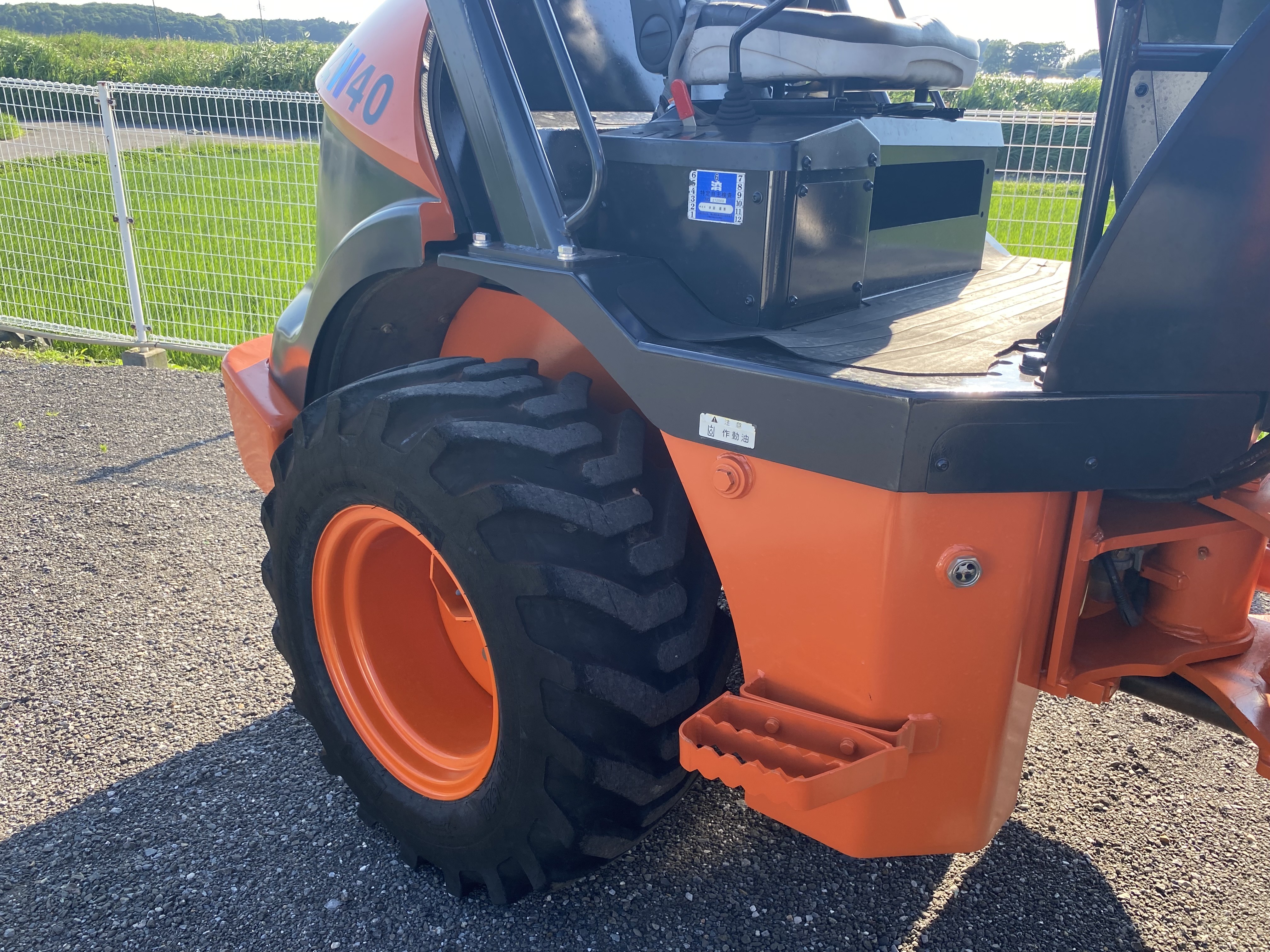 日立 中古その他 ホイールローダー　ZW40の商品画像6